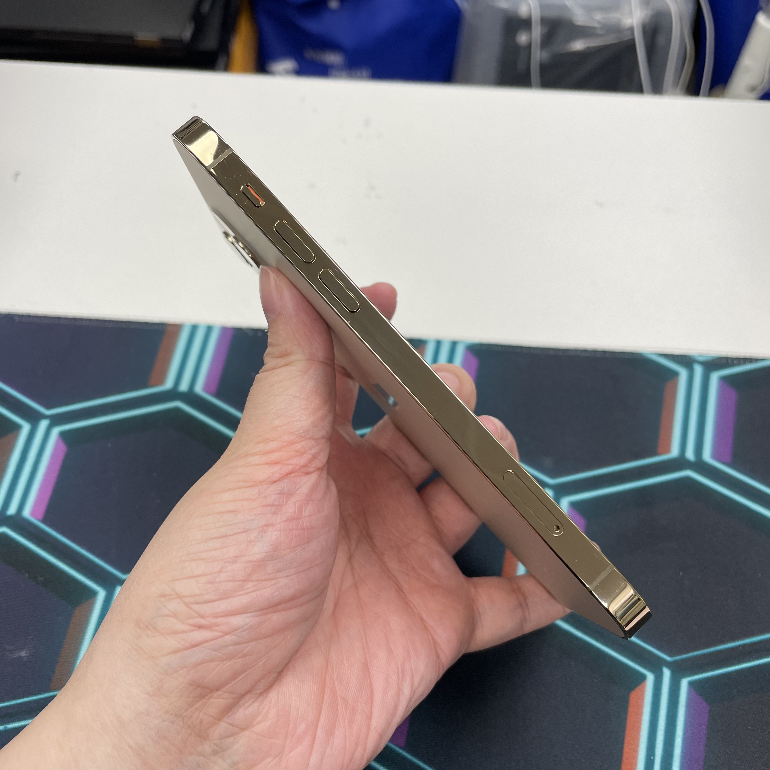 *6411 12 pro 勁靚機 512GB 電100 金色 gold