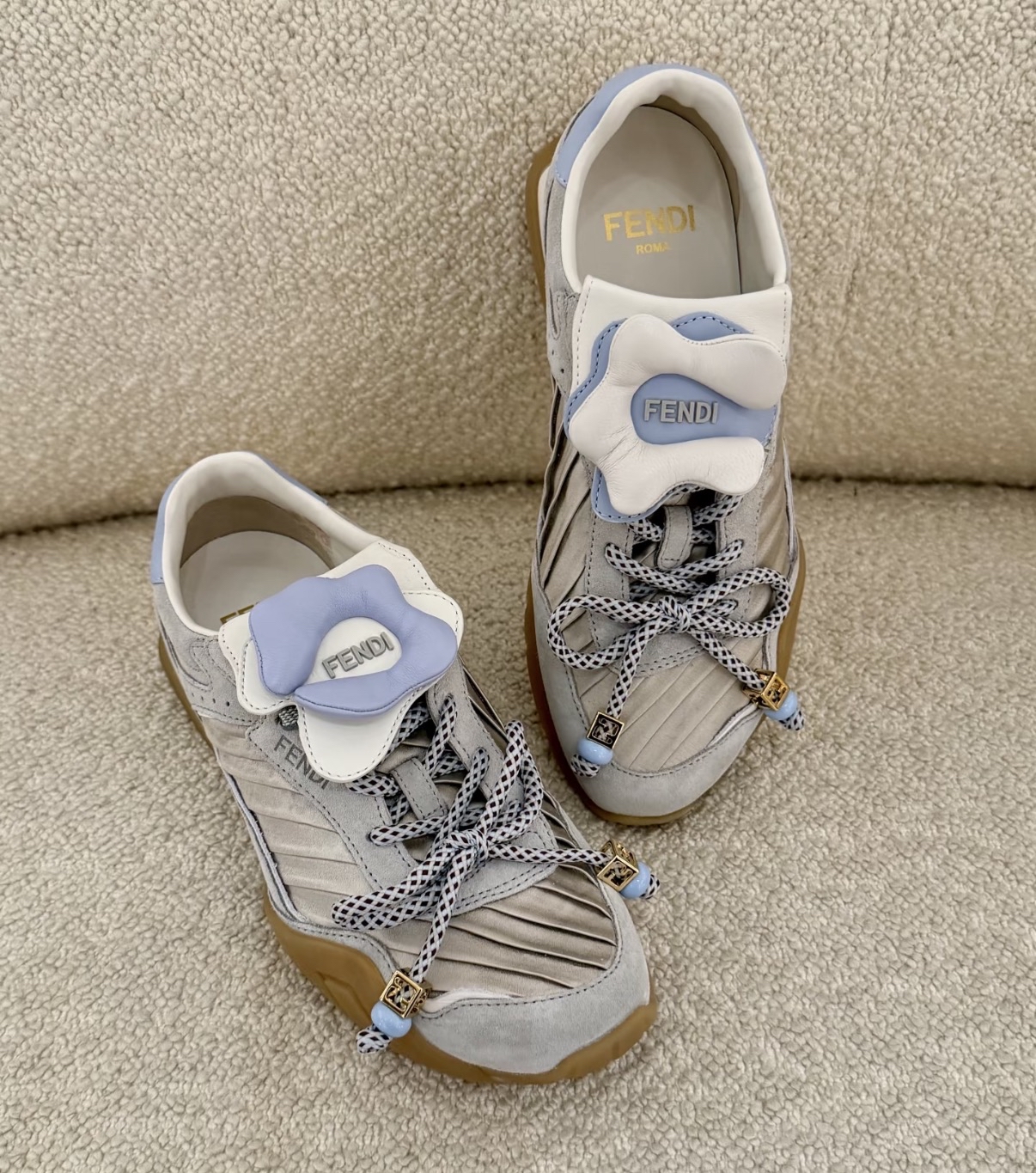 限時優惠✨新款🆕訂貨📮Fendi花朵wave sneaker   Size 36-39/40/41