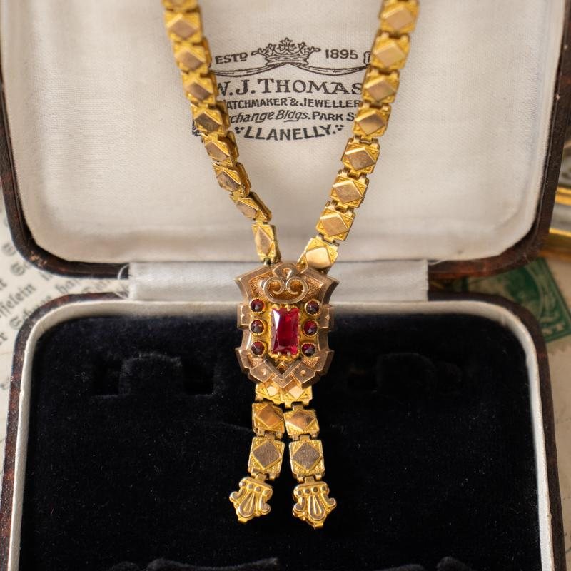 Antique Victorian Ruby Glass Book Chain Short Lariat Necklace (CA302)
