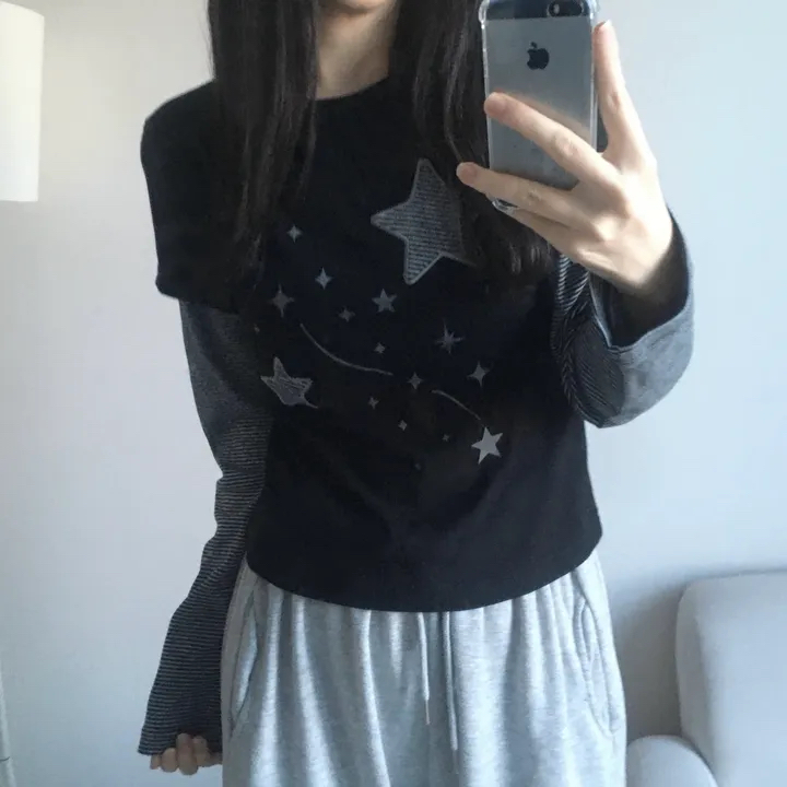 Star Graphic Layered Long Sleeve Tee