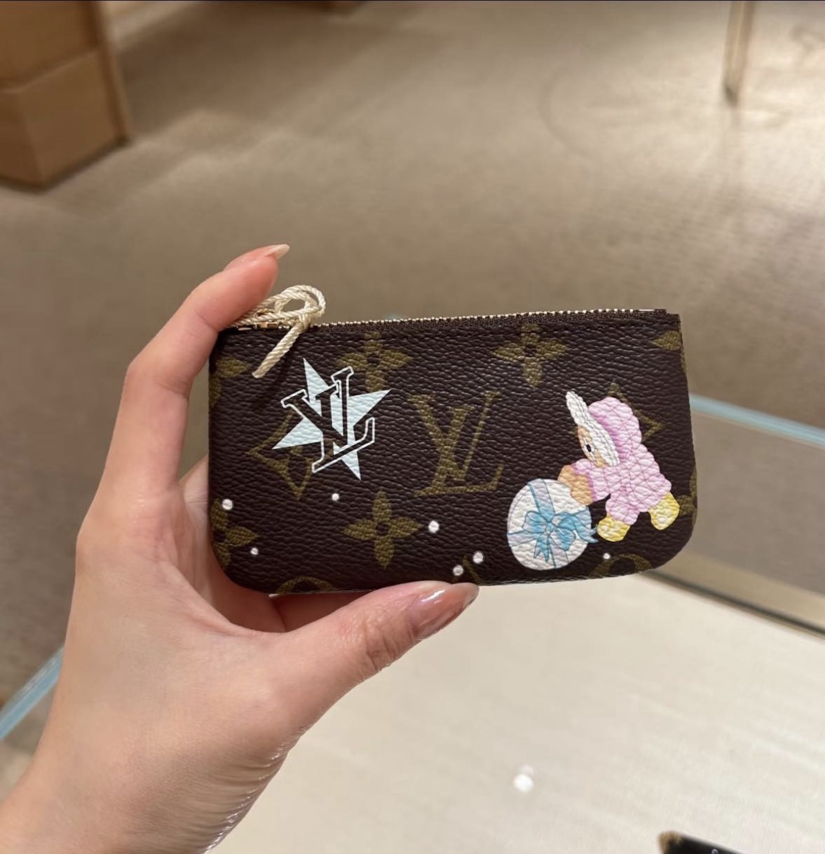 Louis Vuitton 限量版拉鍊匙扣錢包