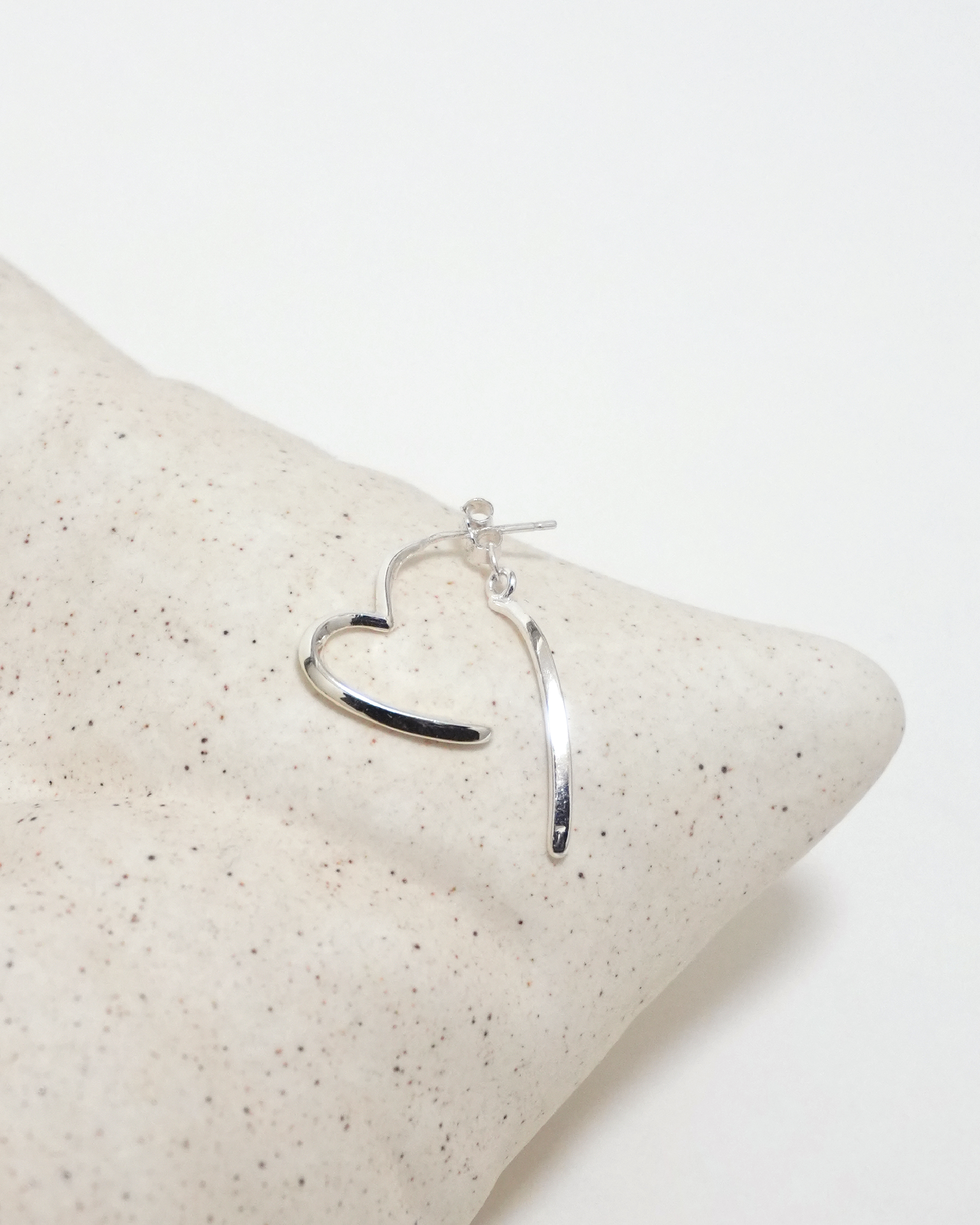 Sleek Heart Silhouette Earrings