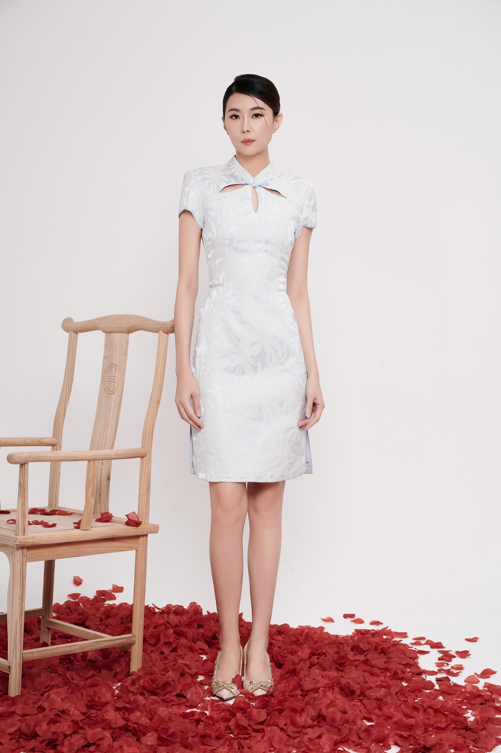 独家短袖旗袍 2124