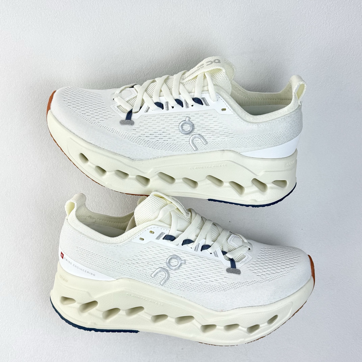 On Running Cloudsurfer Max 