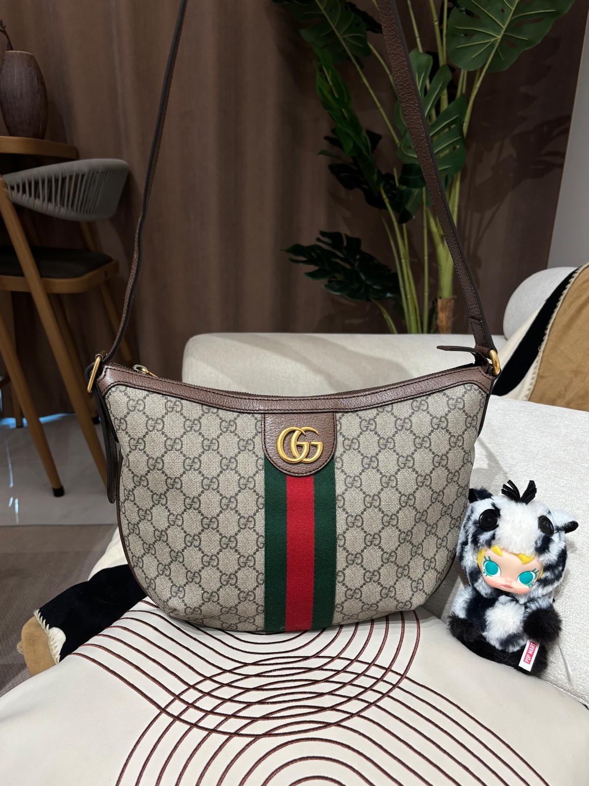 Gucci Ophidia shoulder bag 100%Authentic,95%new  ✅booklet✅dust bag