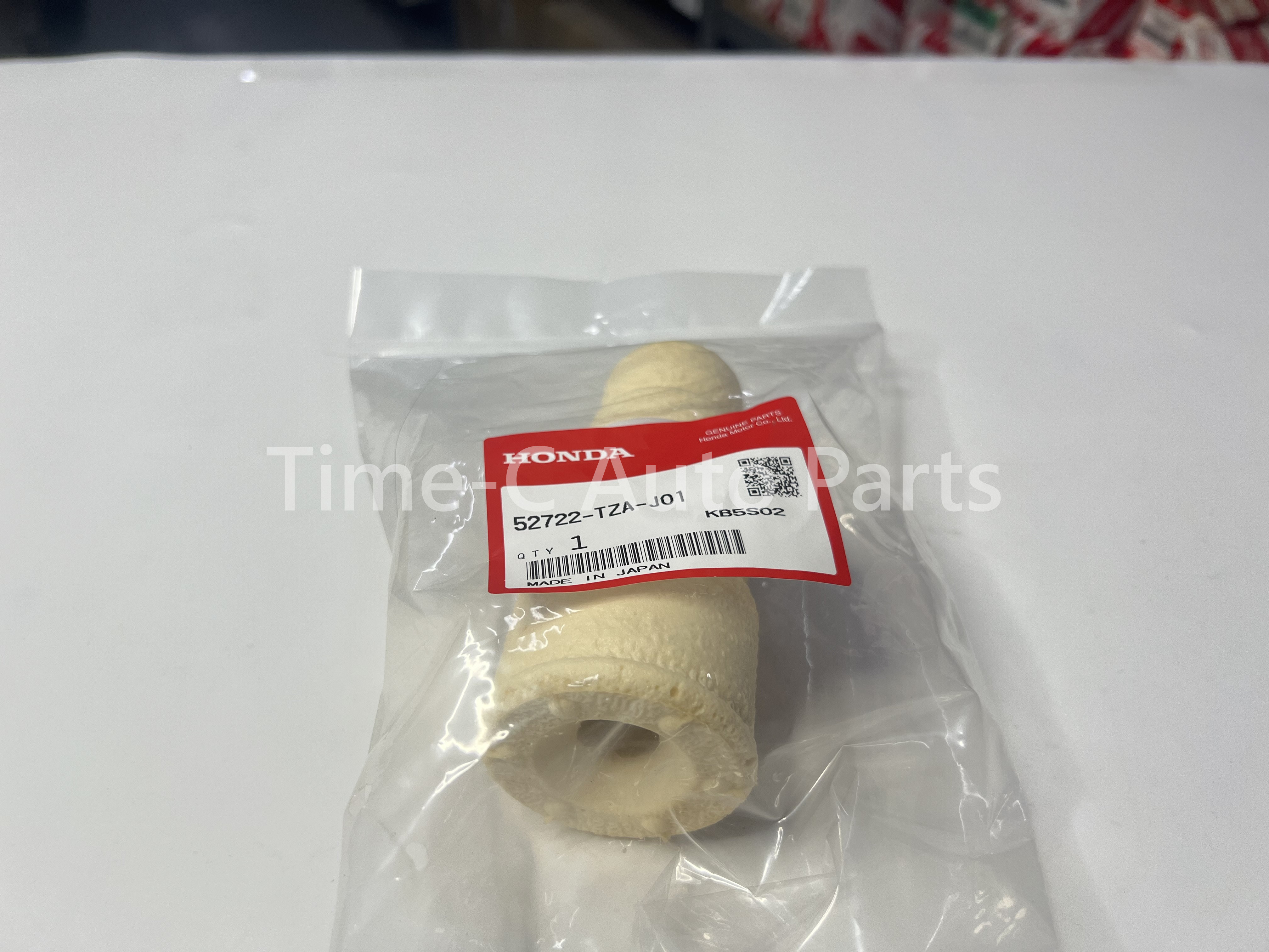 尾機塵蓋連緩衝膠 52722-TZA-J01 - Honda Fit Jazz GR