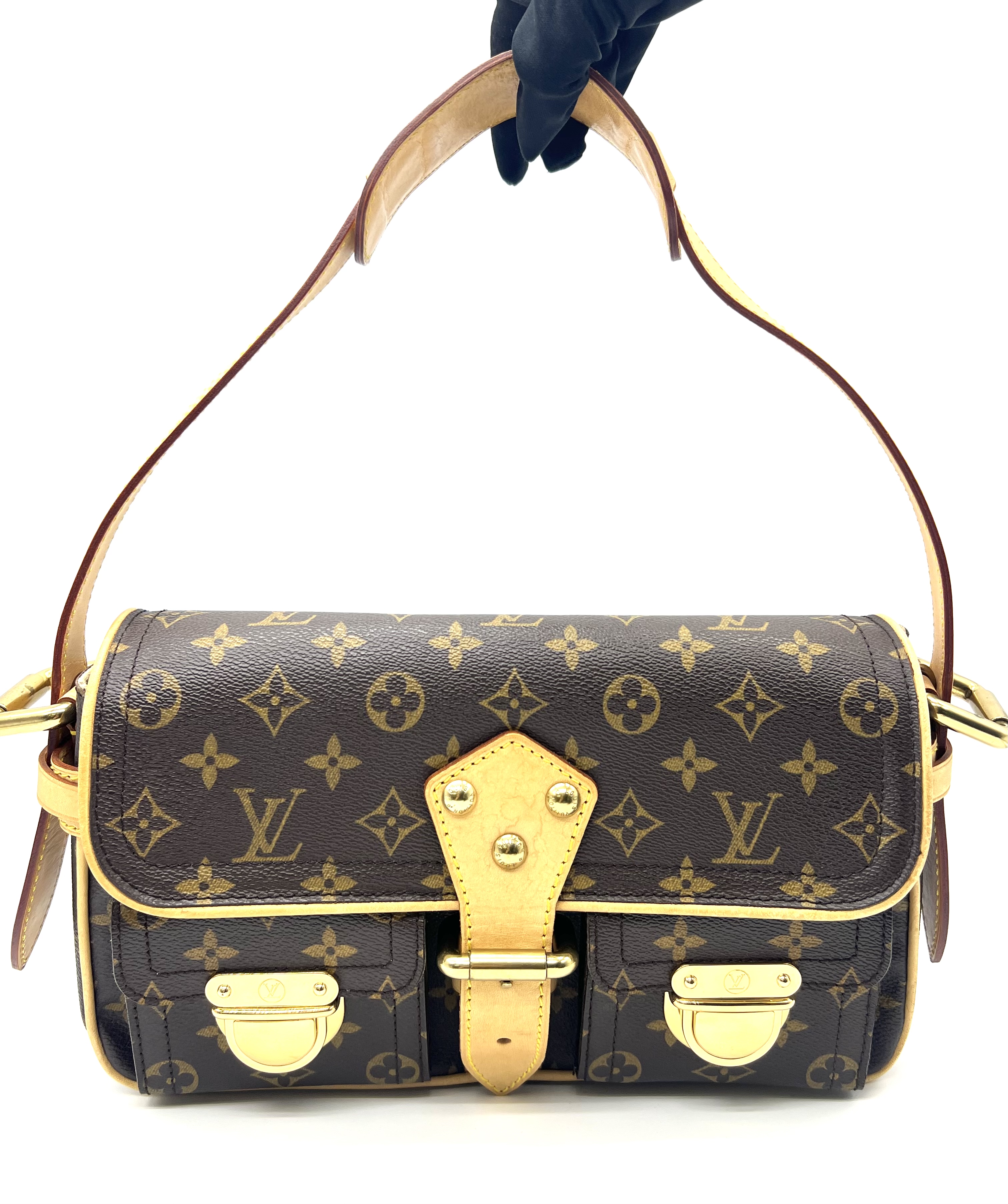Pre-Owned LV Hudson PM / Product Code: 26050608