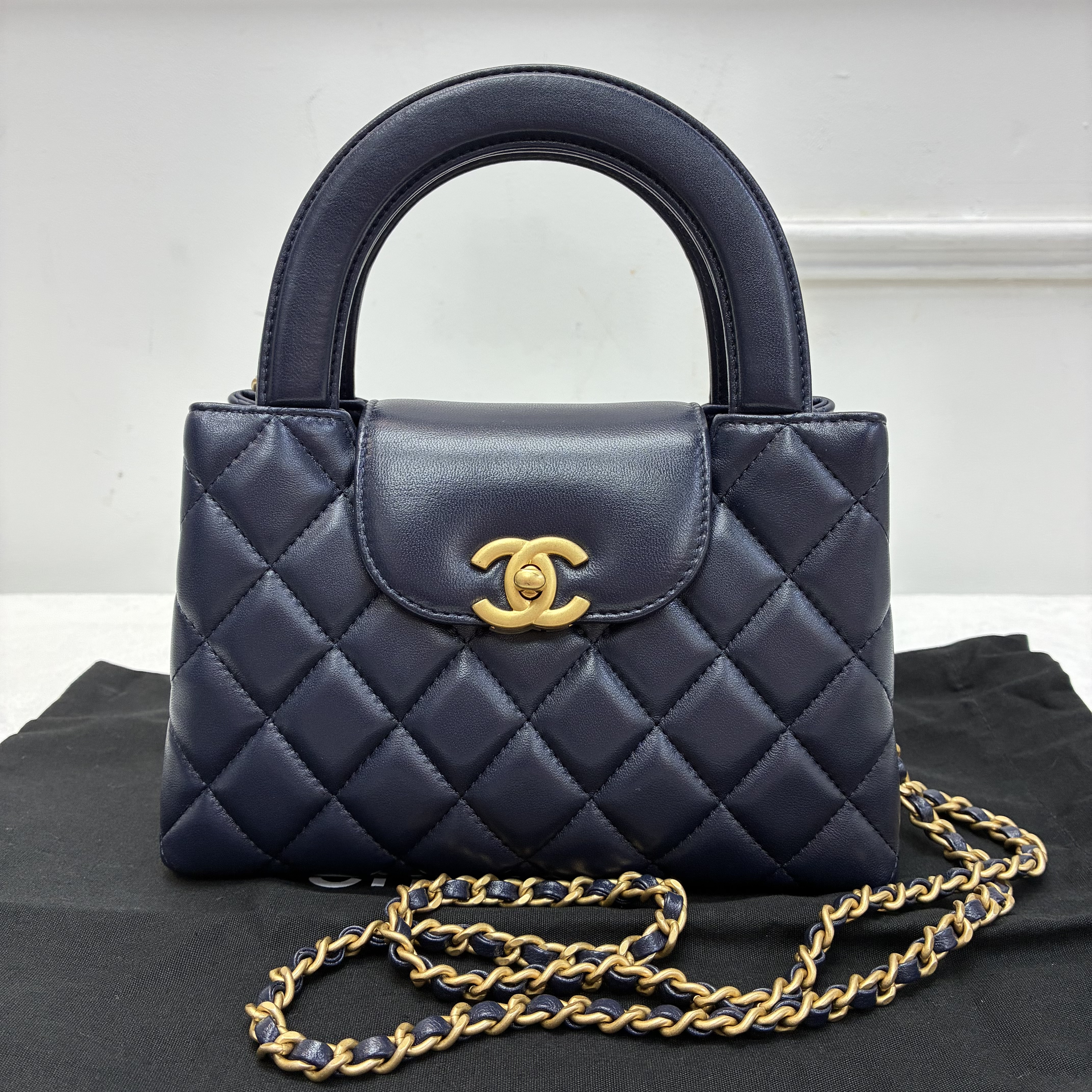 Chanel Kelly Top Handle nano size 海軍藍羊皮