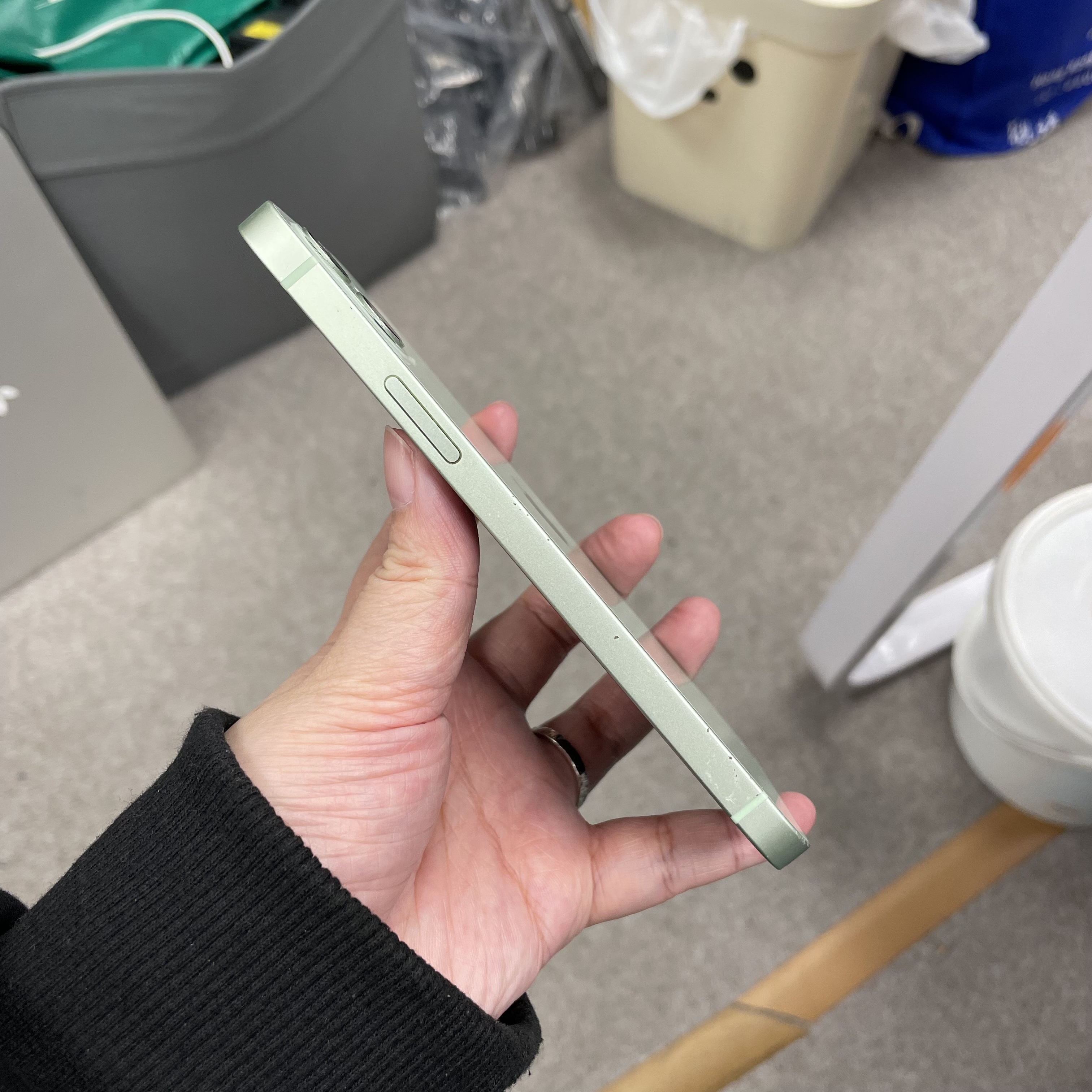 *6007 12 靚機 128GB 電79 綠色 green