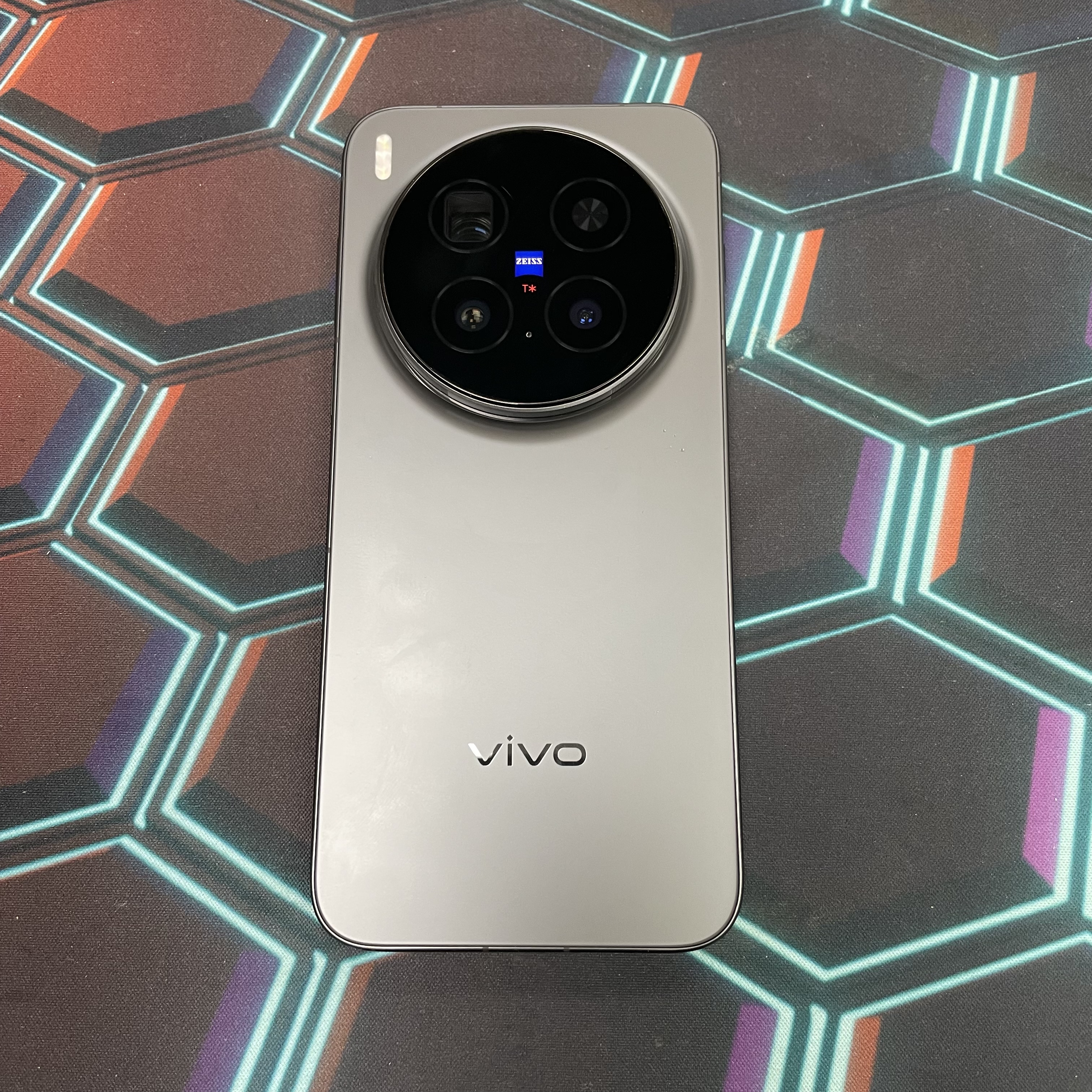 *8033  Vivo X300 Pro 完美機 16+512GB 黑色 black