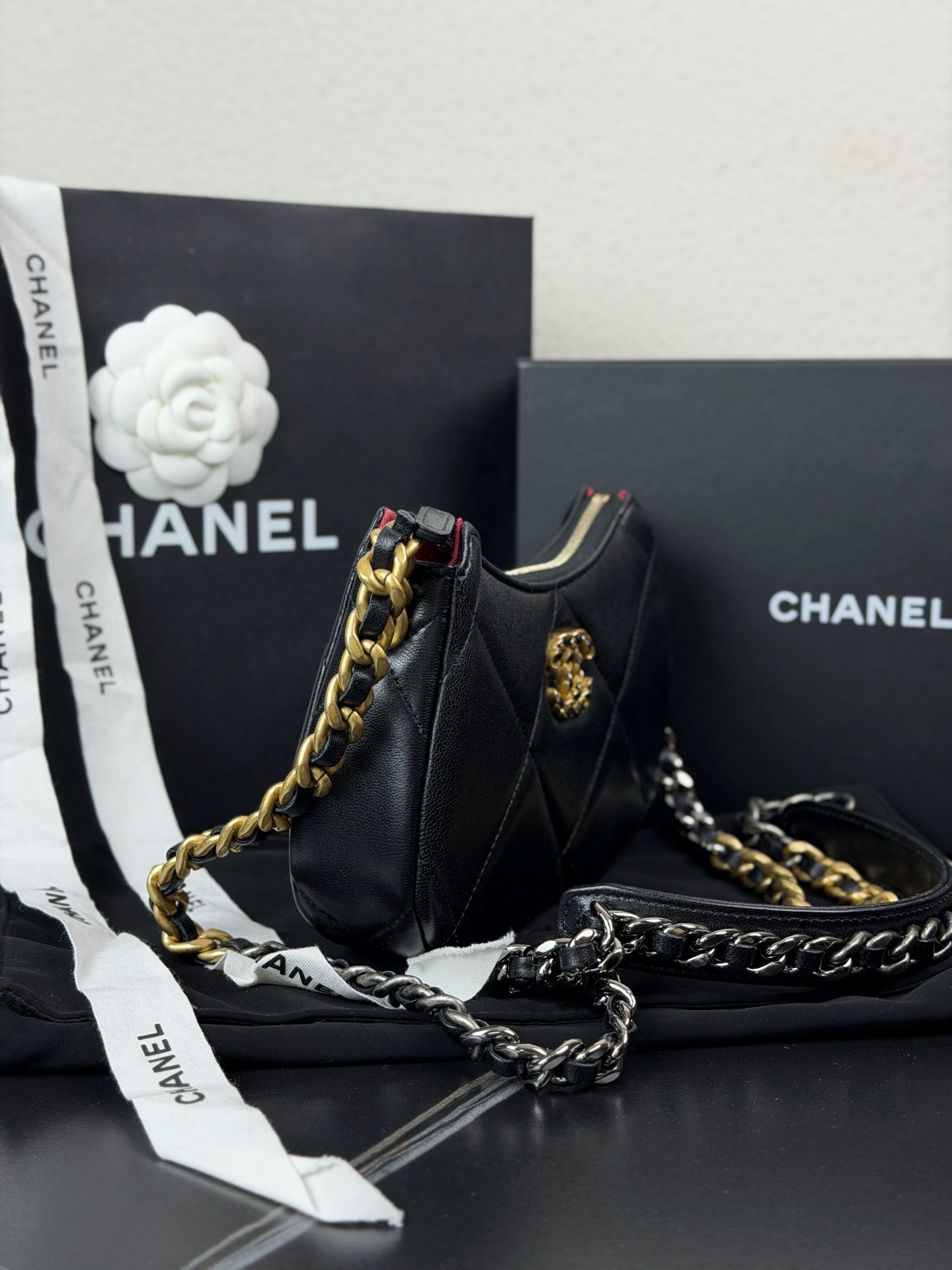 【預訂貨品】Chanel 黑金 hobo