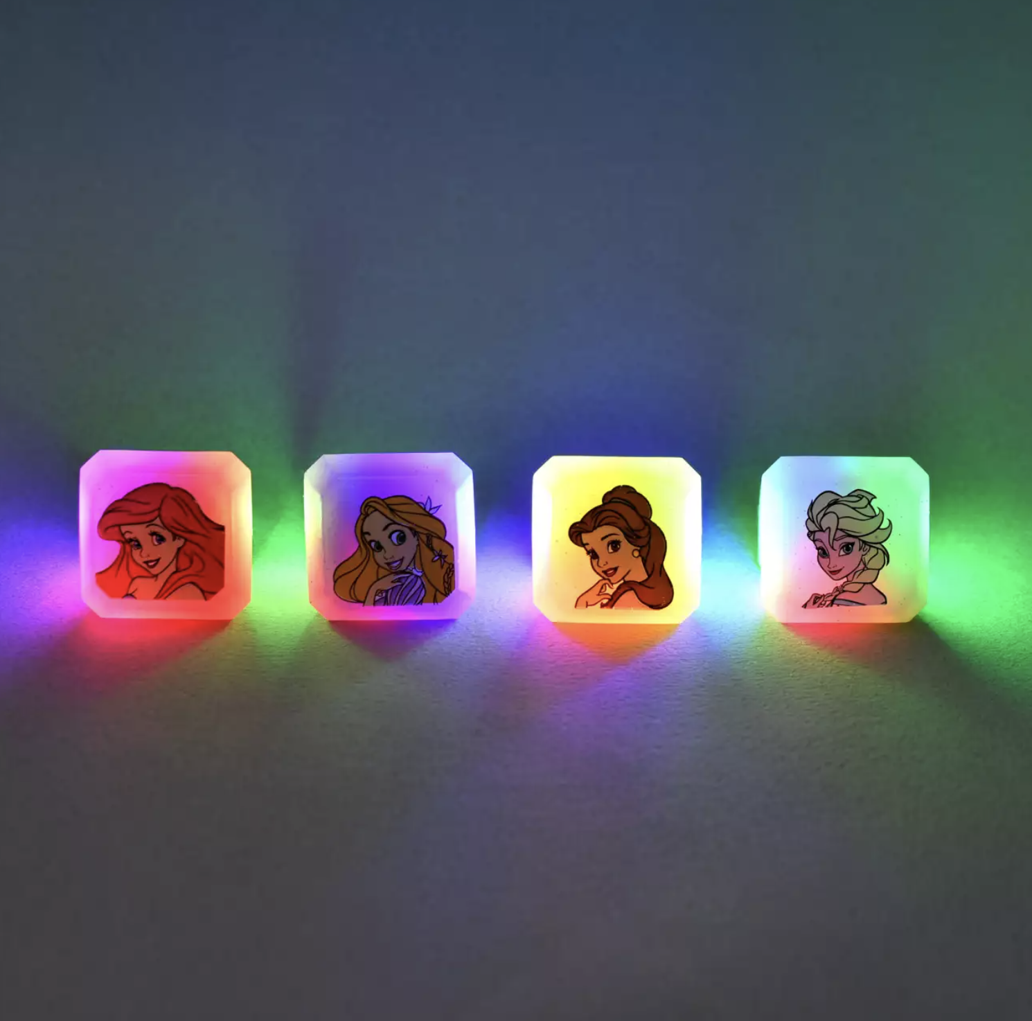 預訂 盲抽浴球 Minnie 造型裙