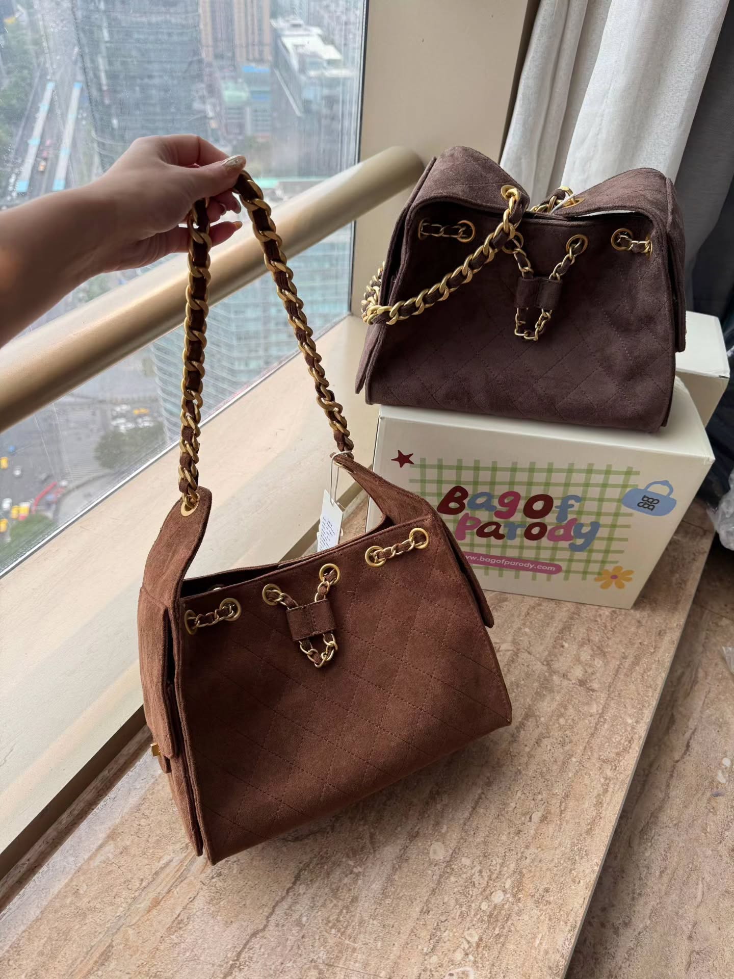 𝗕𝗮𝗴 𝗢𝗳 𝗣𝗮𝗿𝗼𝗱𝘆 小香风水桶包 🇨🇳