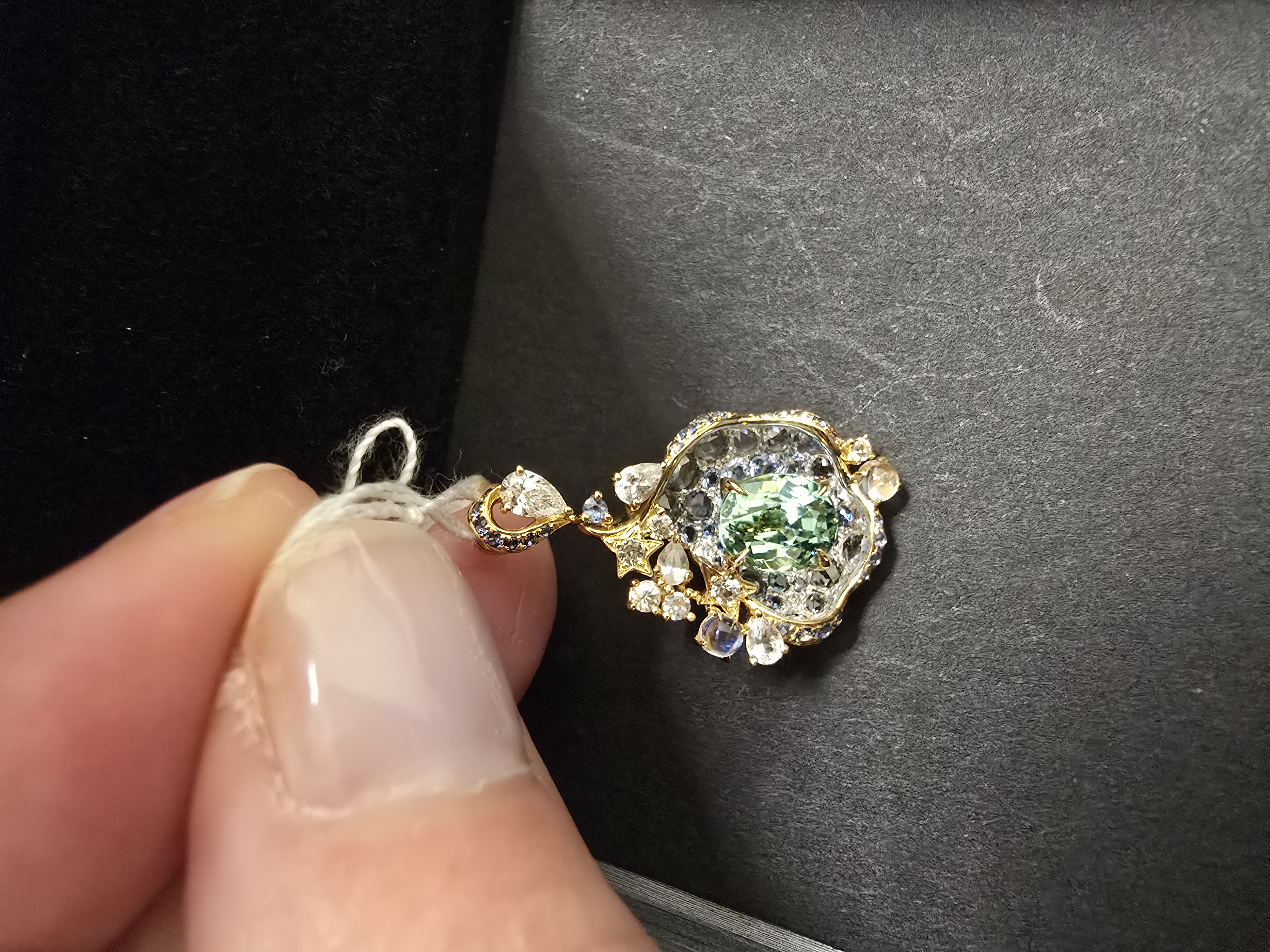 18K薄荷碧壐鑽石吊坠