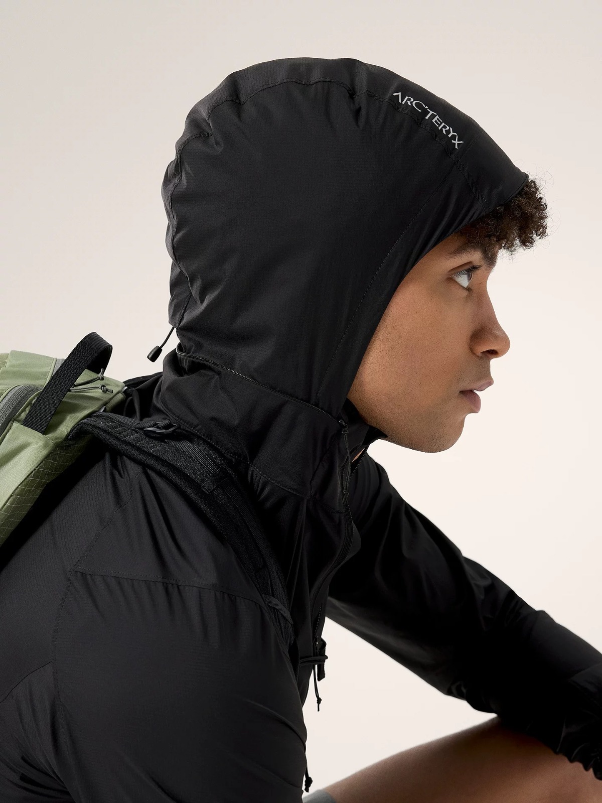 Arc'texry 防曬輕薄連帽拉鍊外套