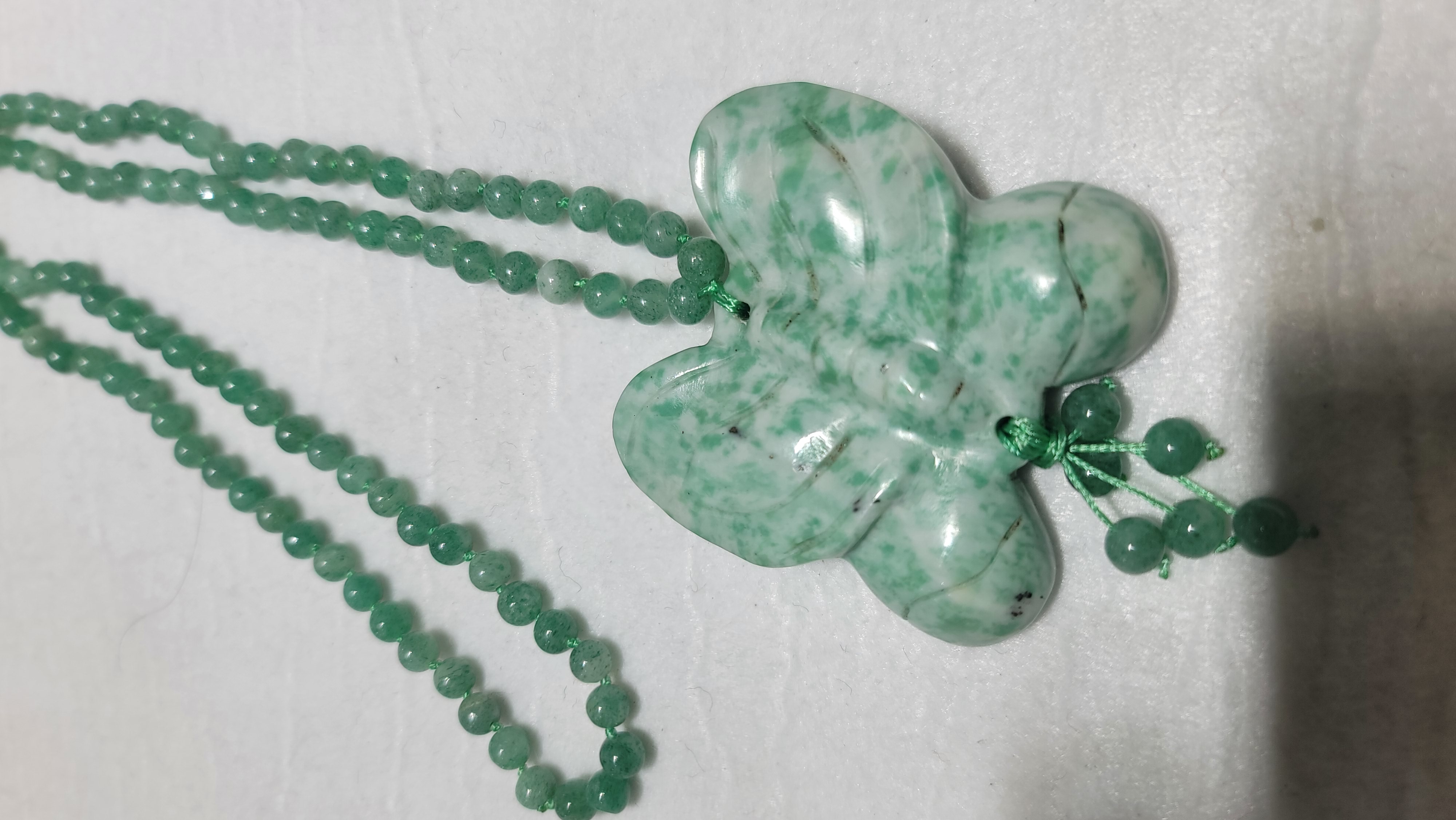 新疆玉蝴蝶綠東寧織繩頸鏈