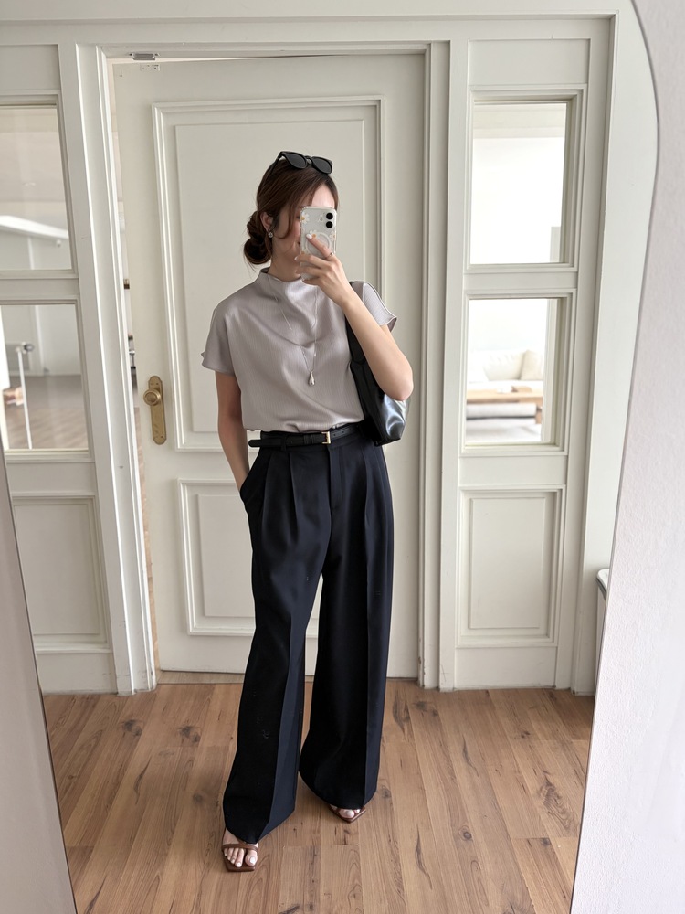 Claudette Silky Pleated Top (Silver Grey)