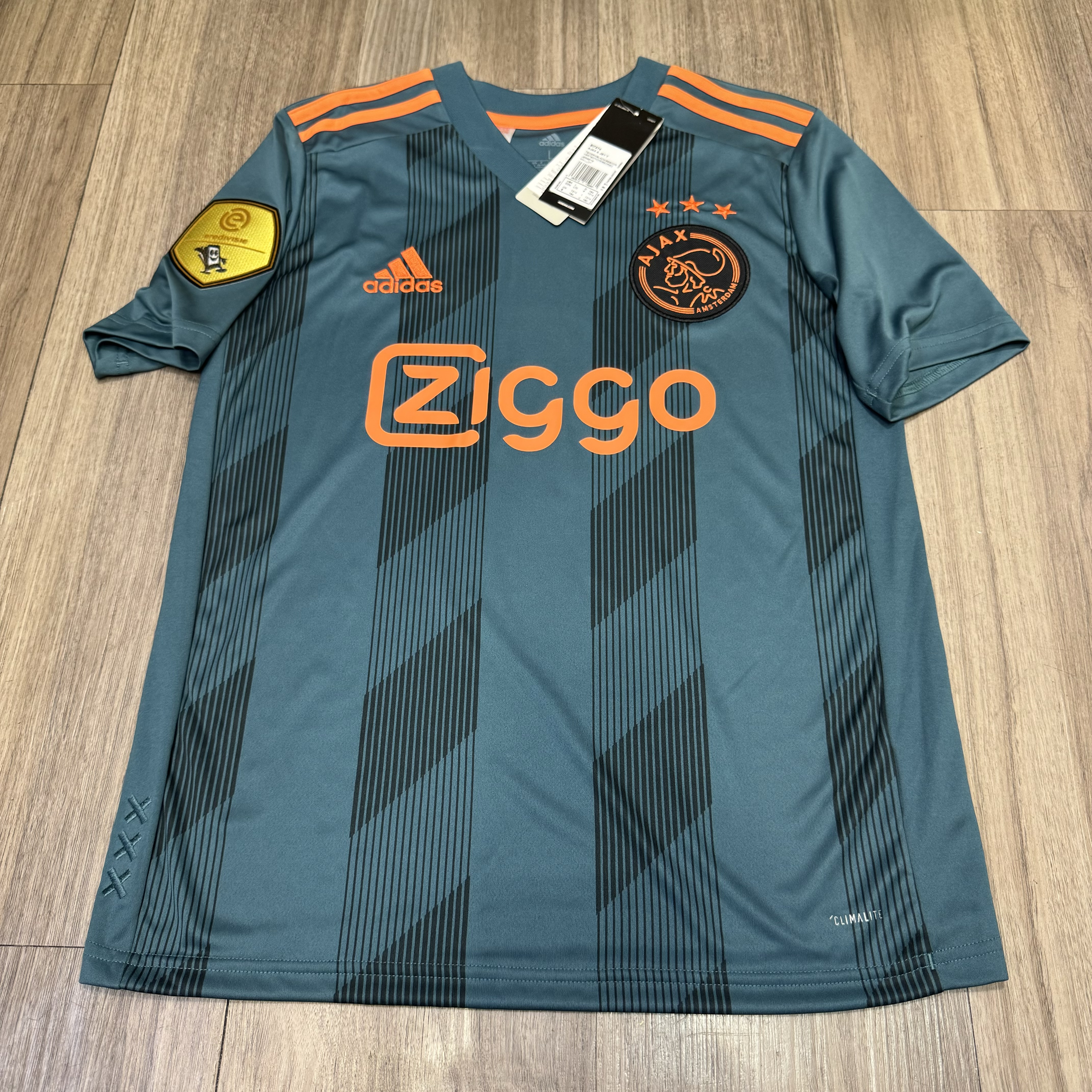 (Youth size)Ajax 19/20 away shirt #6 Van de beek (Bnwt)