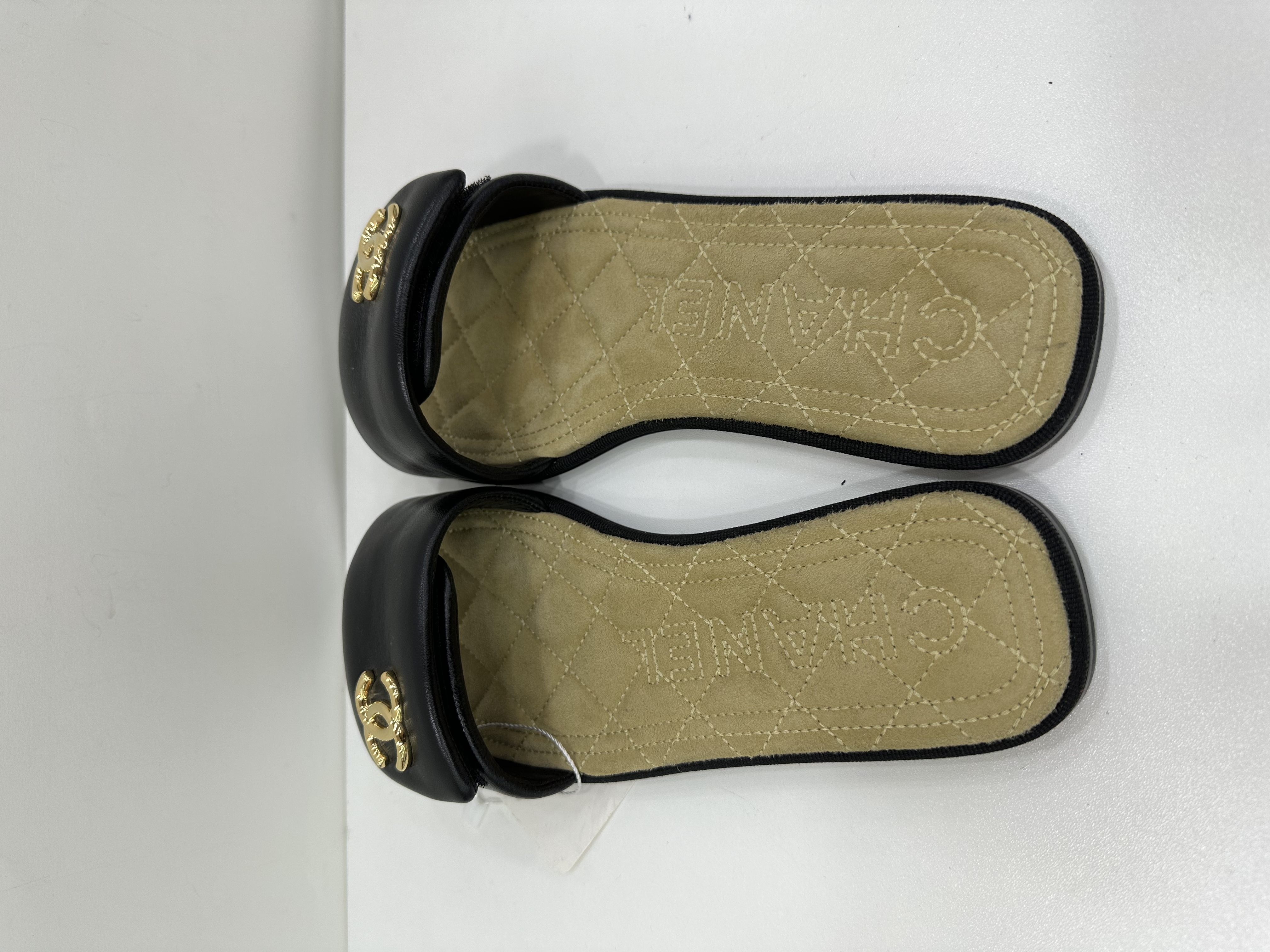 直播貨品 |  [1個-$100 2個-$300］F13
