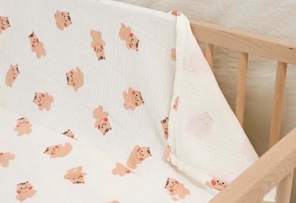 Dottodot 三重莫代爾棉紗玩趣人物蓋毯