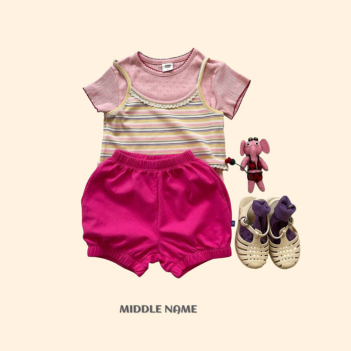 🇰🇷middle name tee