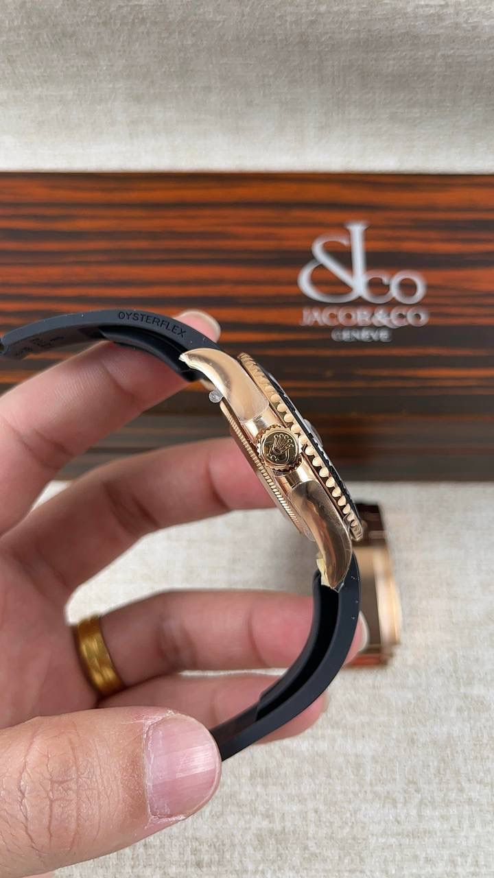 C厂！劳力士40玫瑰金游艇系列！搭配3235机芯！