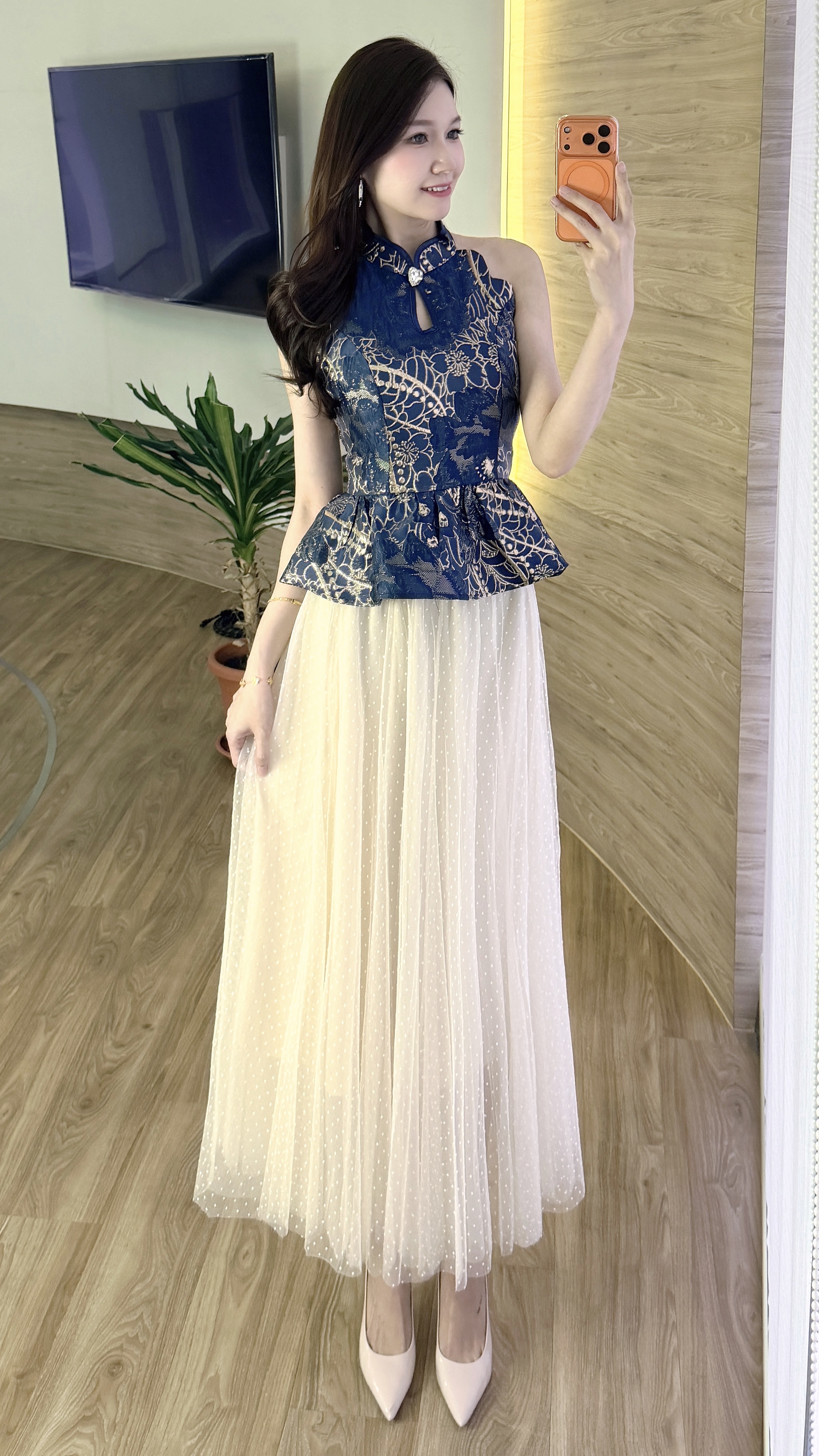 Sora Oriental Top