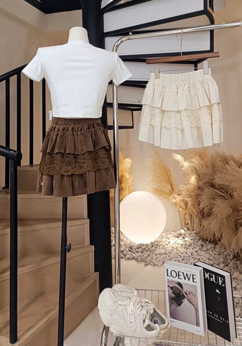 8961弹力蕾丝蛋糕短裙