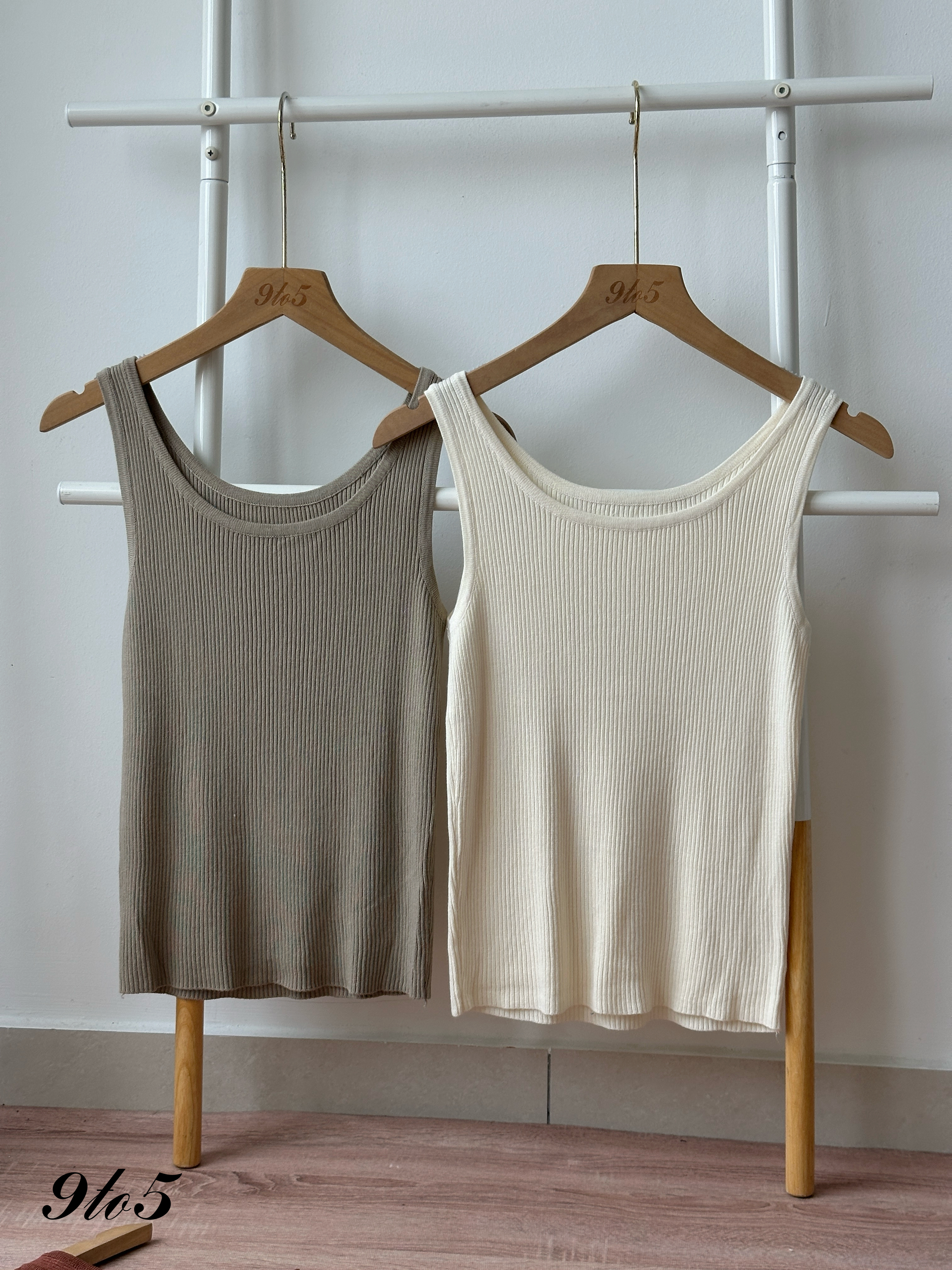 T4399 Ribbed Tank Top - 3 Colors 