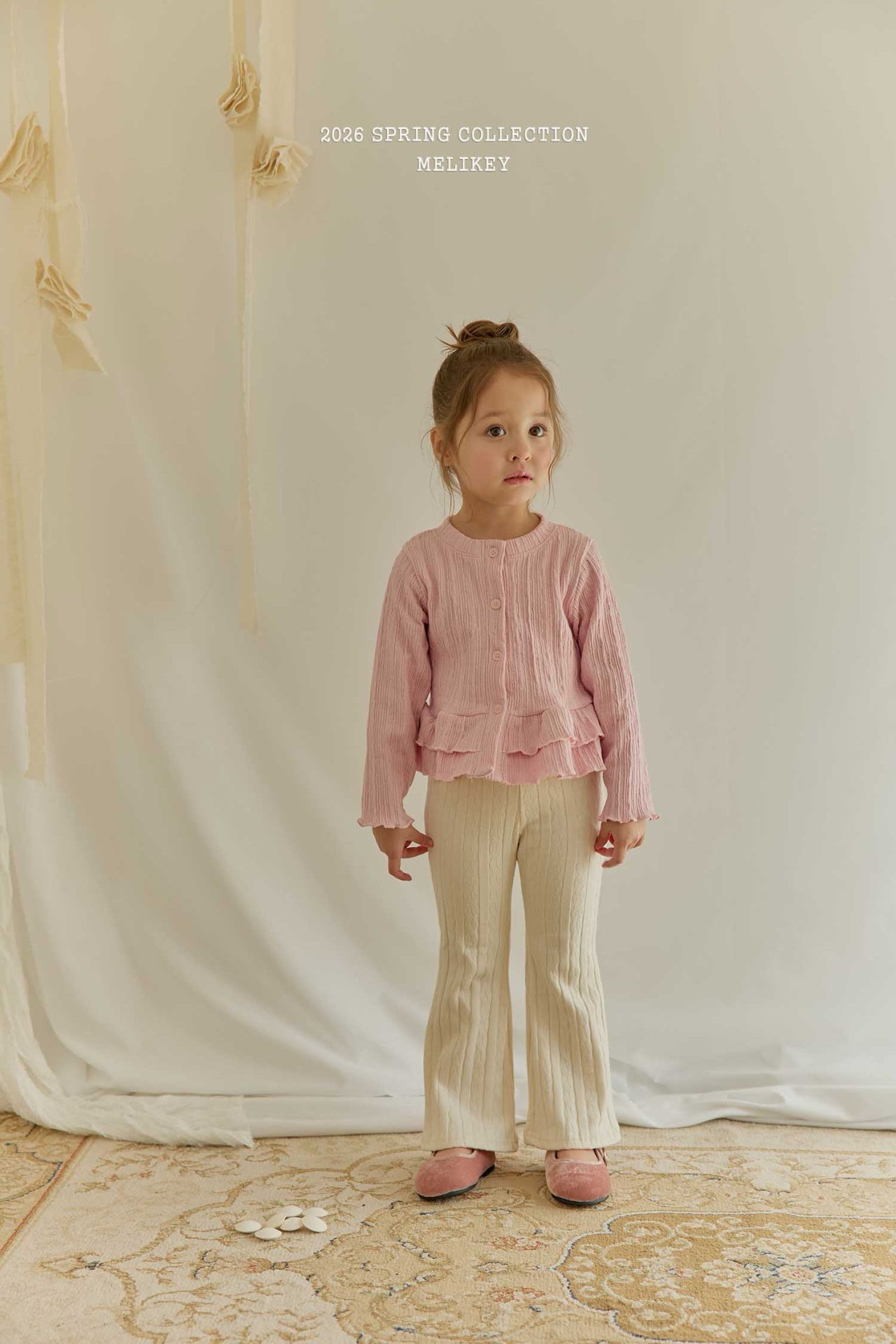 Cardigan / 蝴蝶結扣針