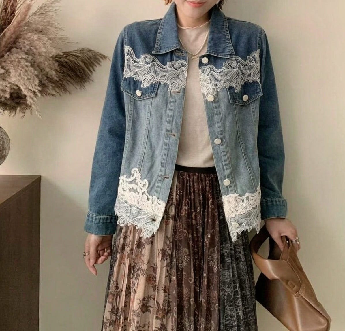 刺綉蕾絲牛仔外套(M38寸胸/L40寸胸/XL42寸胸)