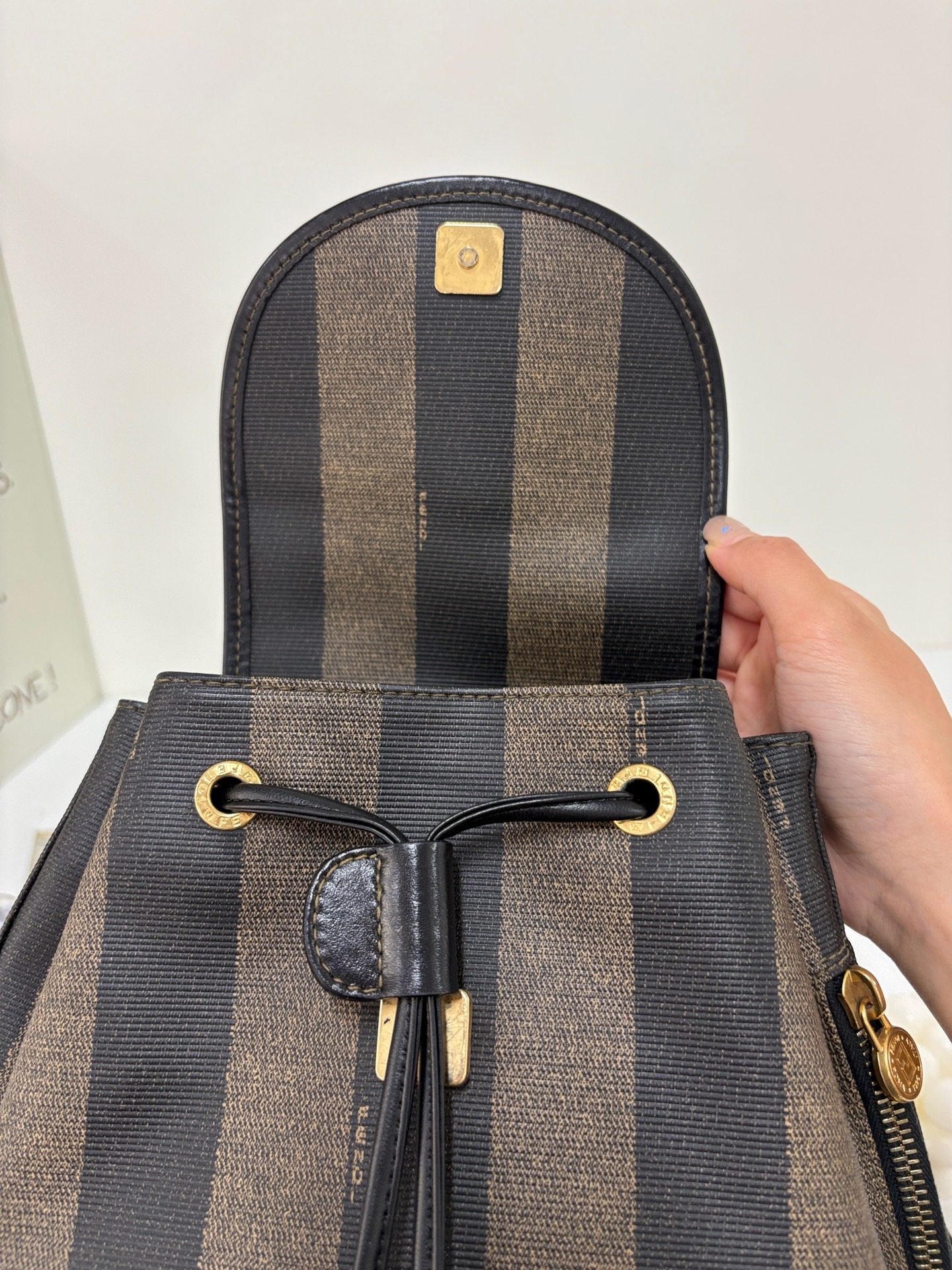 【預訂貨品】Fendi老花胡桃木書包🎒