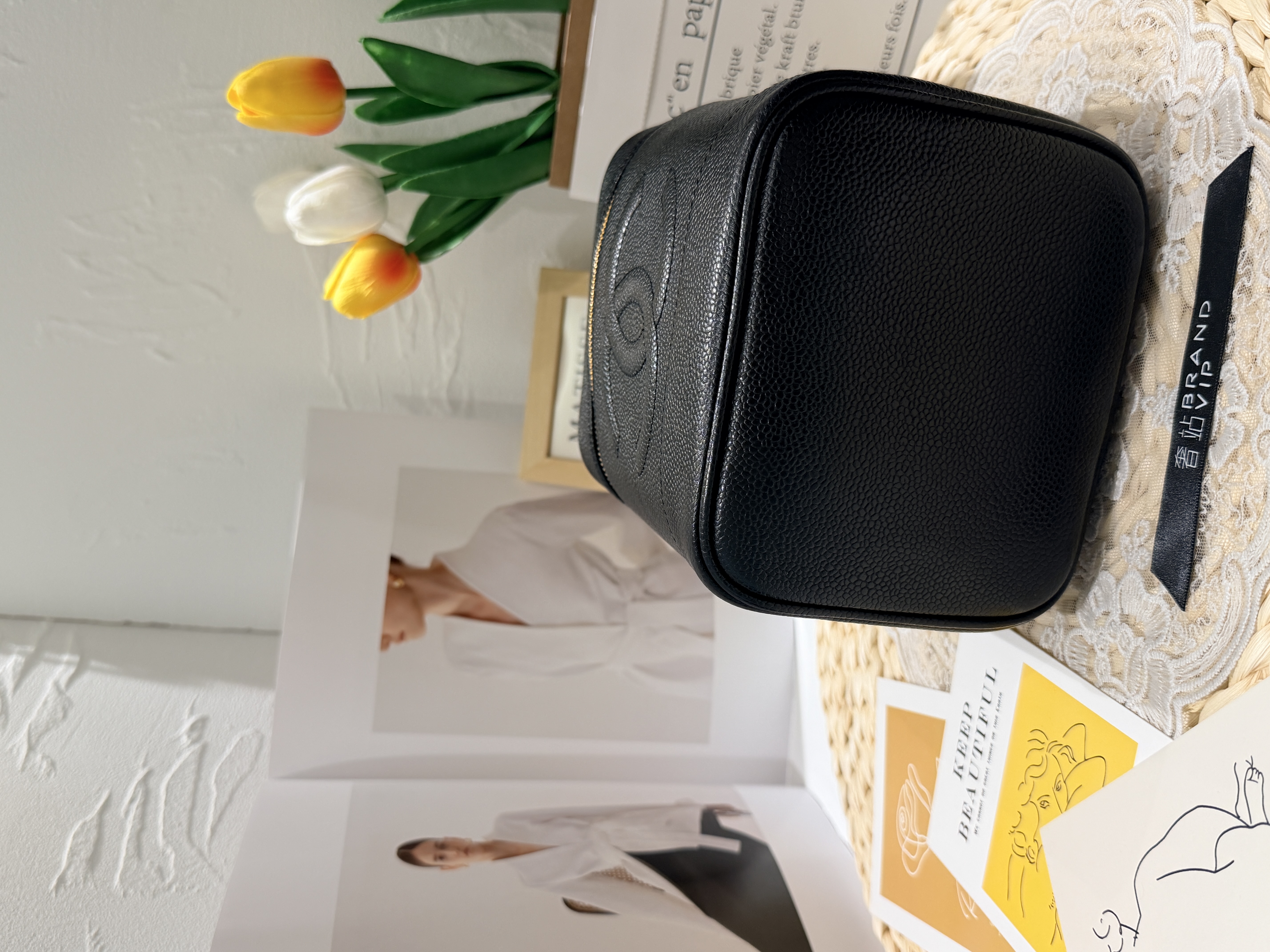 Chanel Vanity Case bag(附贈D扣 揹帶）