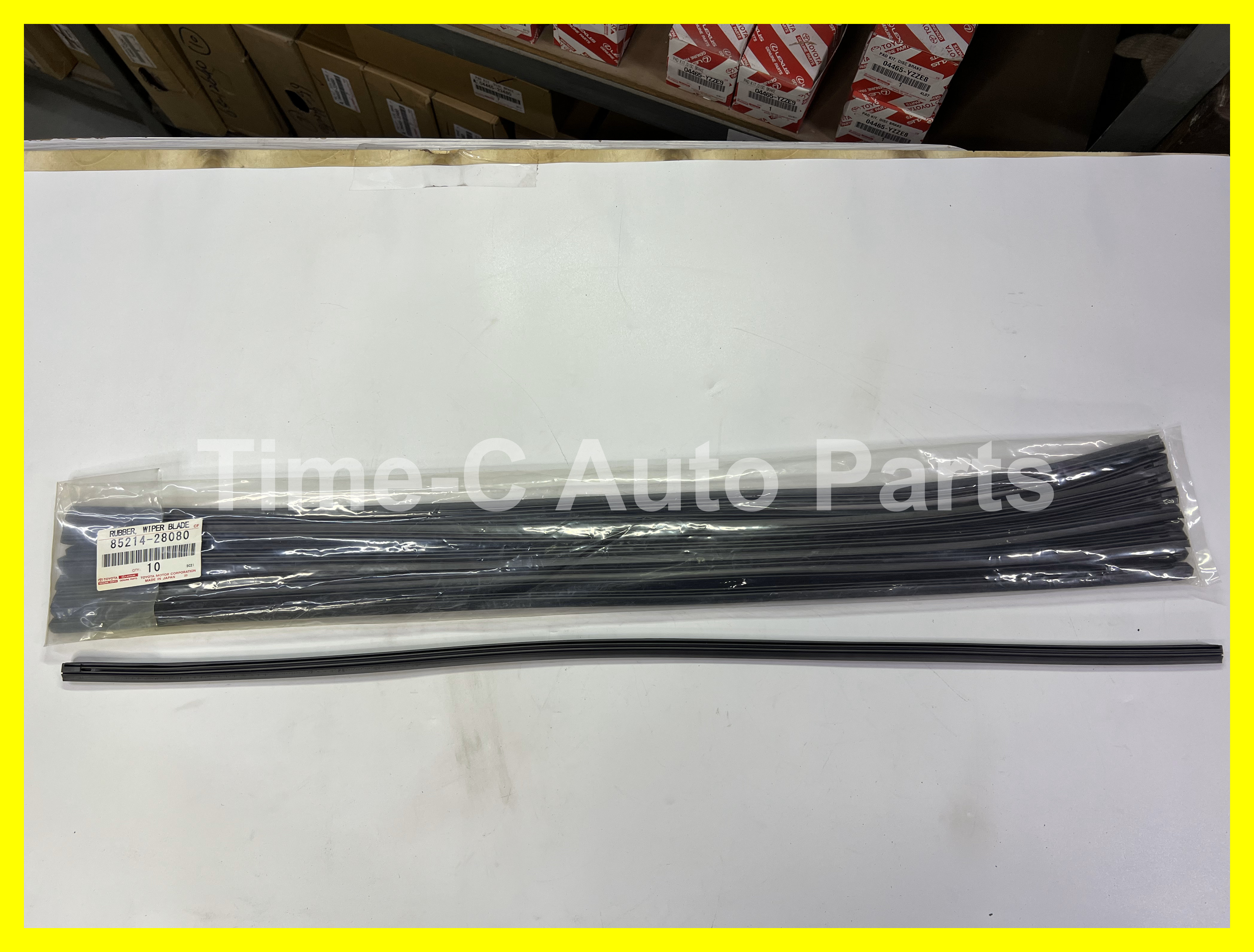 右水撥膠條 85214-28080 - Toyota Noah Voxy 80系
