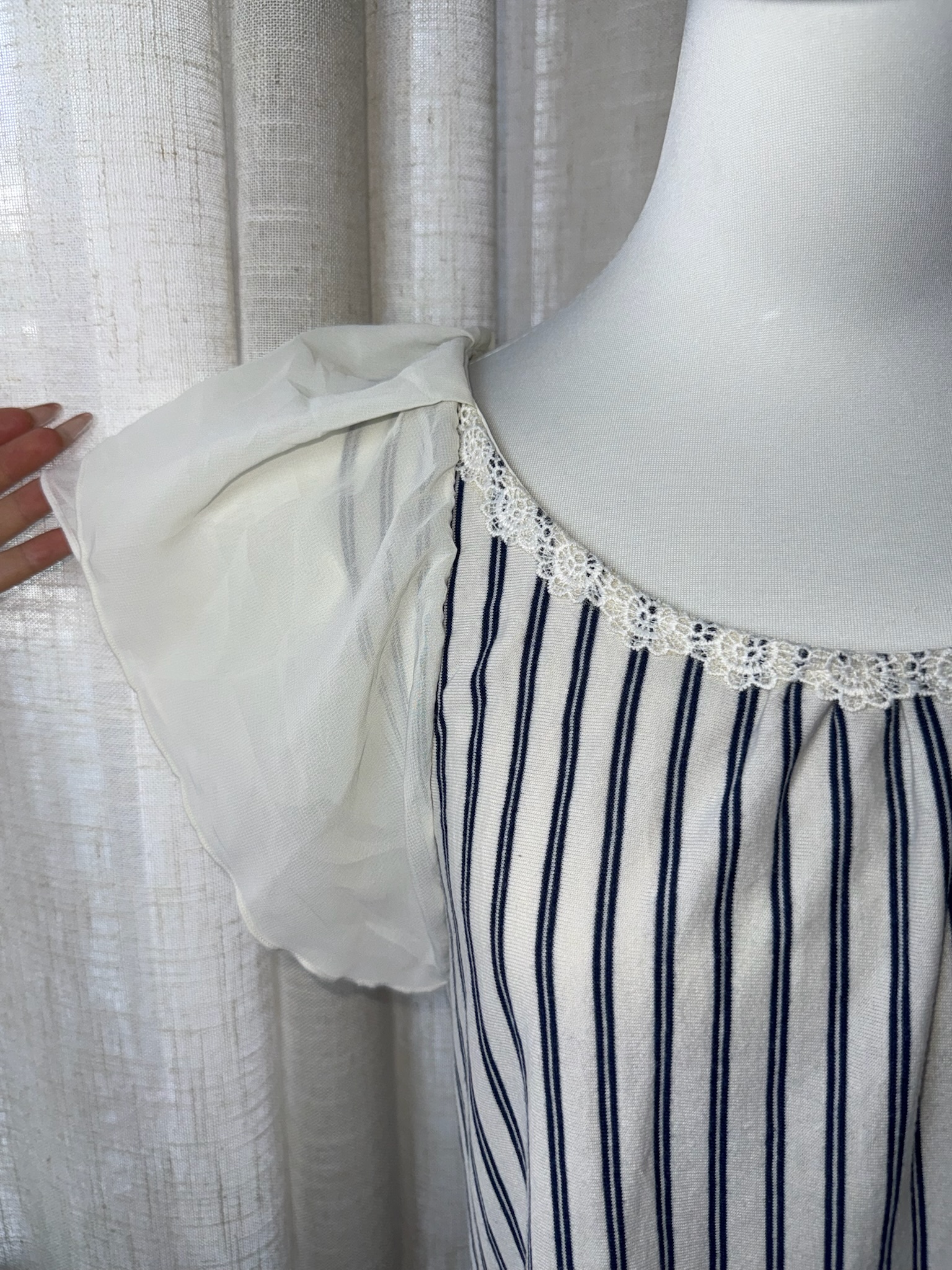 Axes Femme Striped Flutter-Sleeve Lace Top