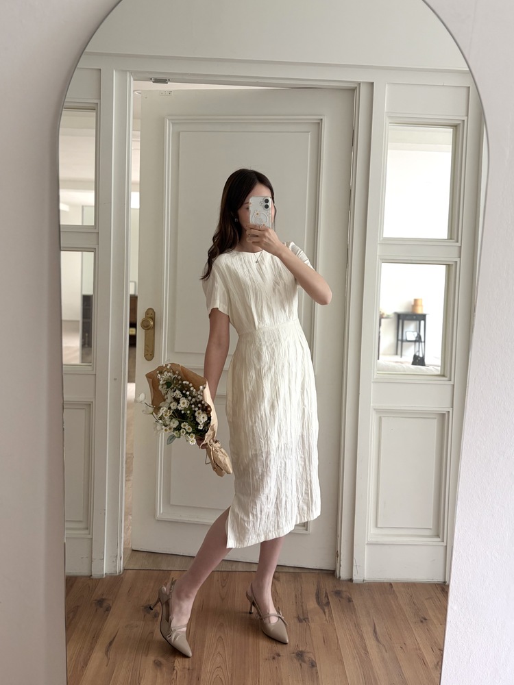 Lune Textured Dress (Ivory)