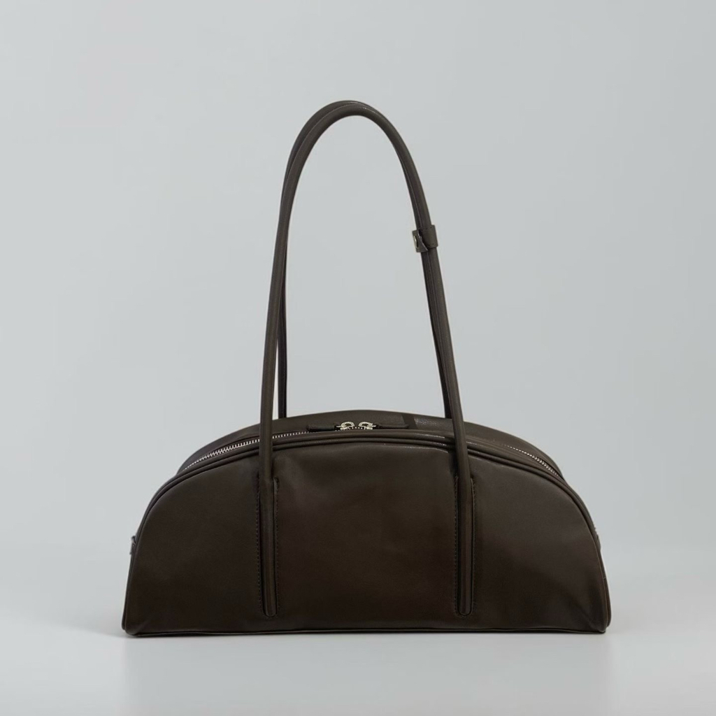 【新品牌Lampas】預訂_Classic Elongated Lambskin Shoulder Bag By Lampas