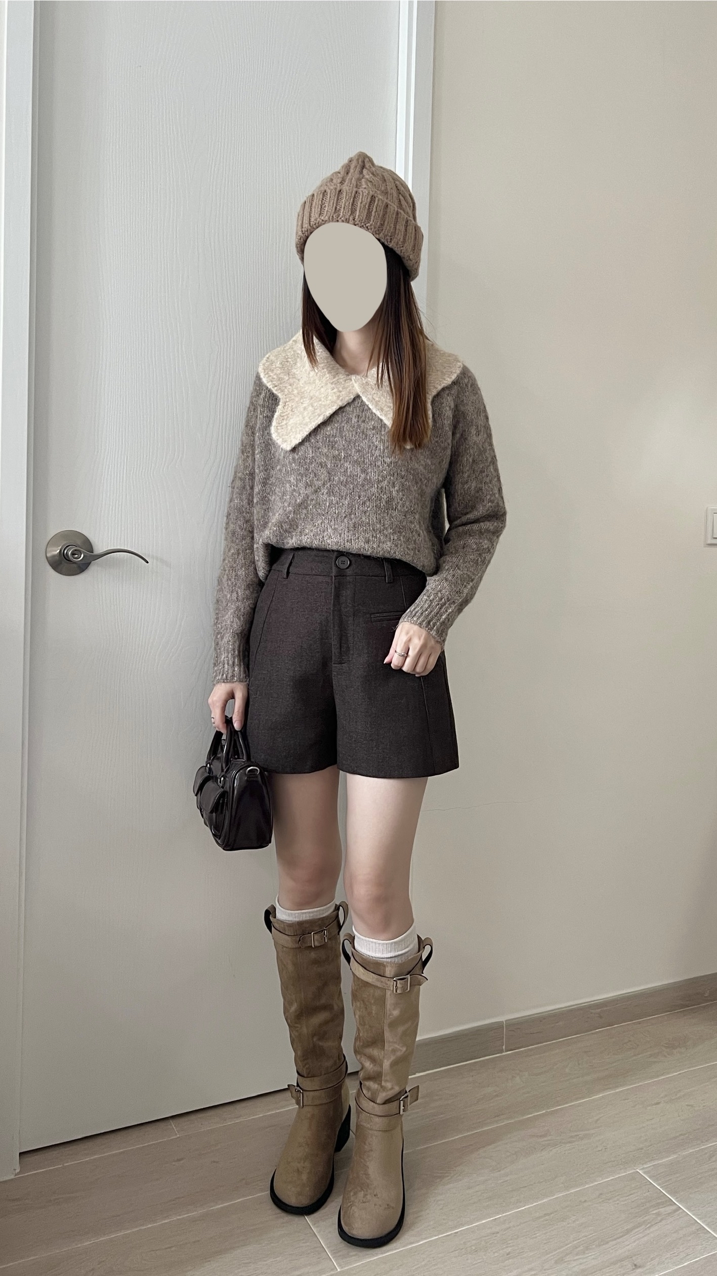 大蝴蝶領口混色毛衣 現貨