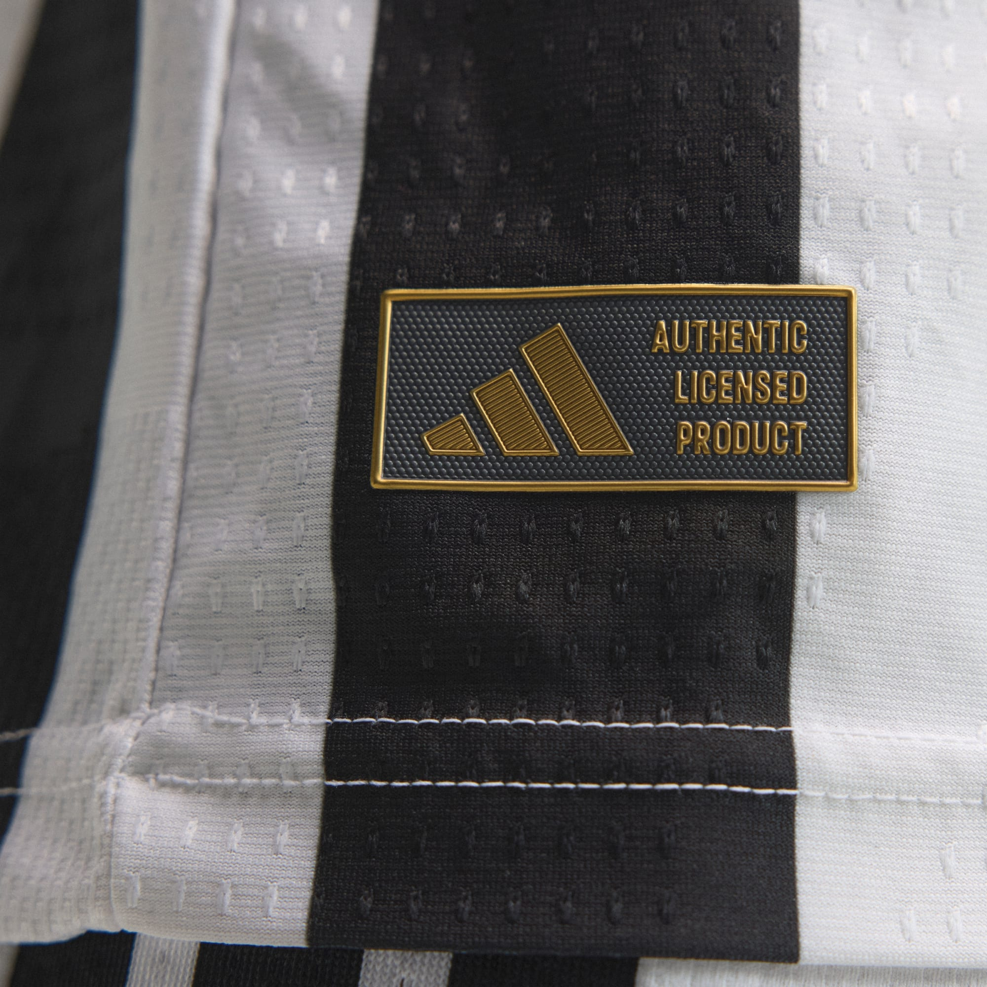 ⚫⚪現代進化  Adidas Juventus 祖雲達斯 2026-27 主場球員版球衣  (可加印字章) KC2282