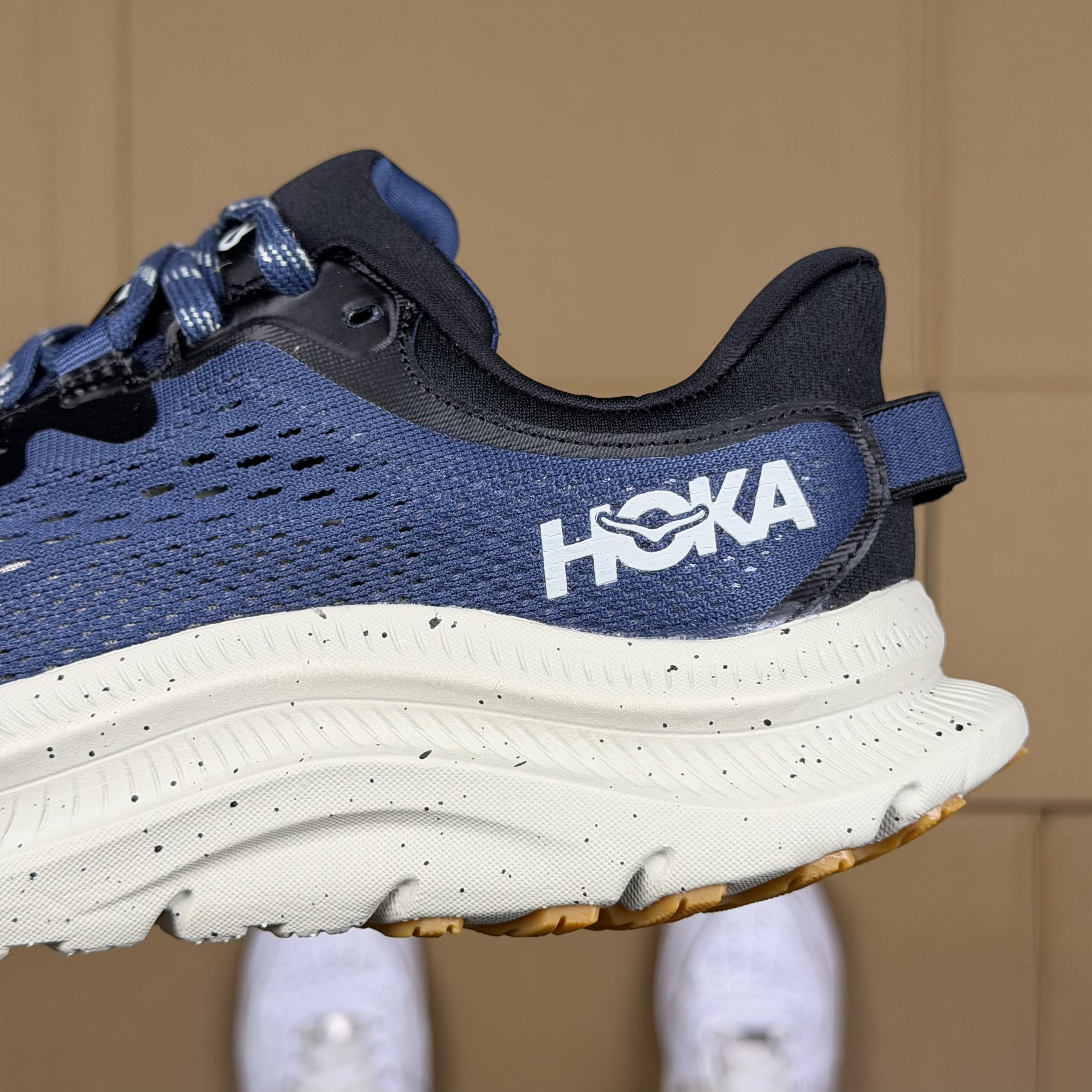 Hoka One One Kawaha 2