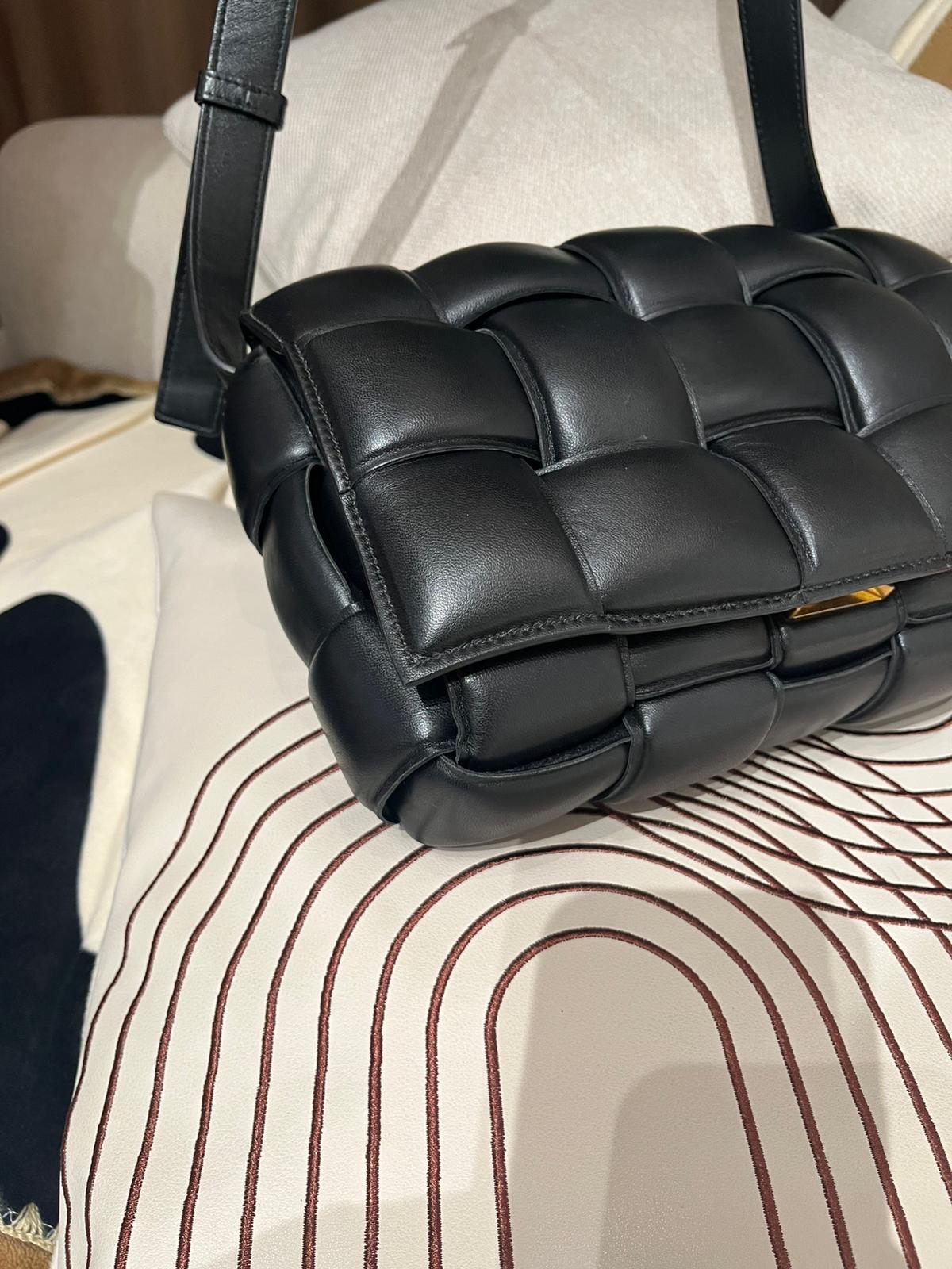 Bottega Veneta BV Cassette Padded Shoulder bag 100%Authentic, 90%New ✅Dust bag