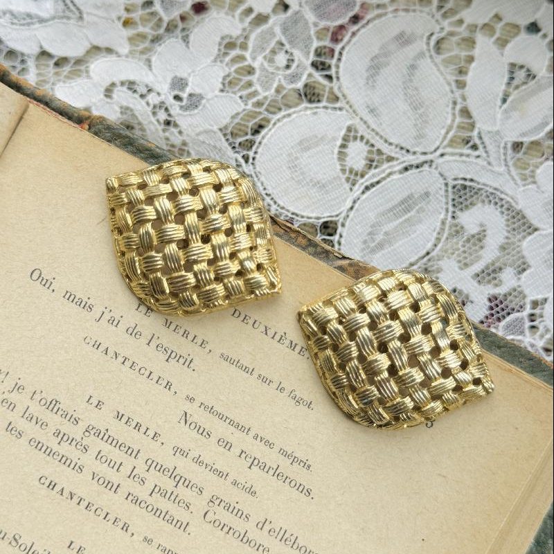 Vintage Made in France Bluette Golden Eye Shape Plaid Work Shoe Clips (MT2070-14)