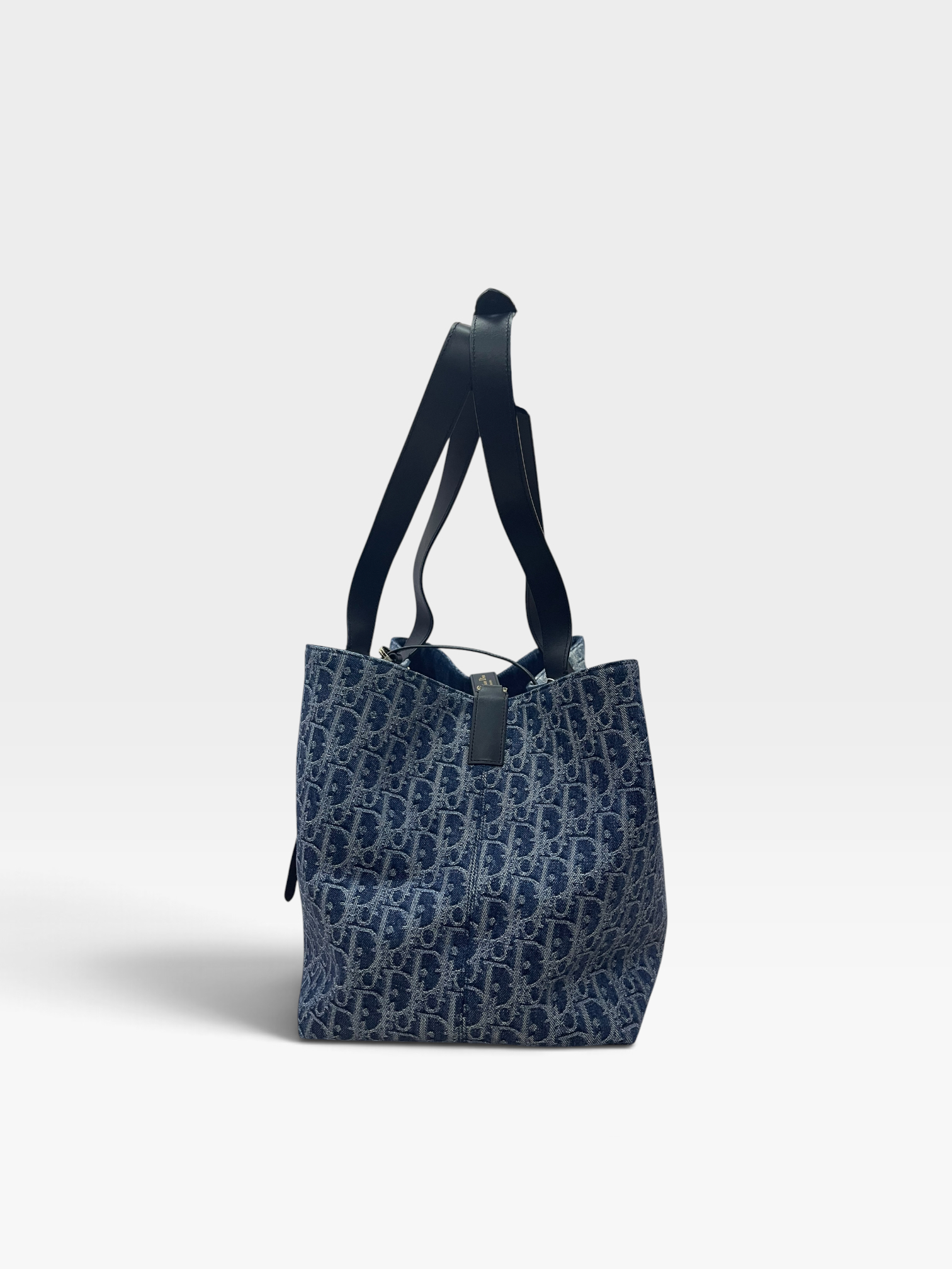 Pre-Owned DIOR Toujours bag / Product Code: 100101
