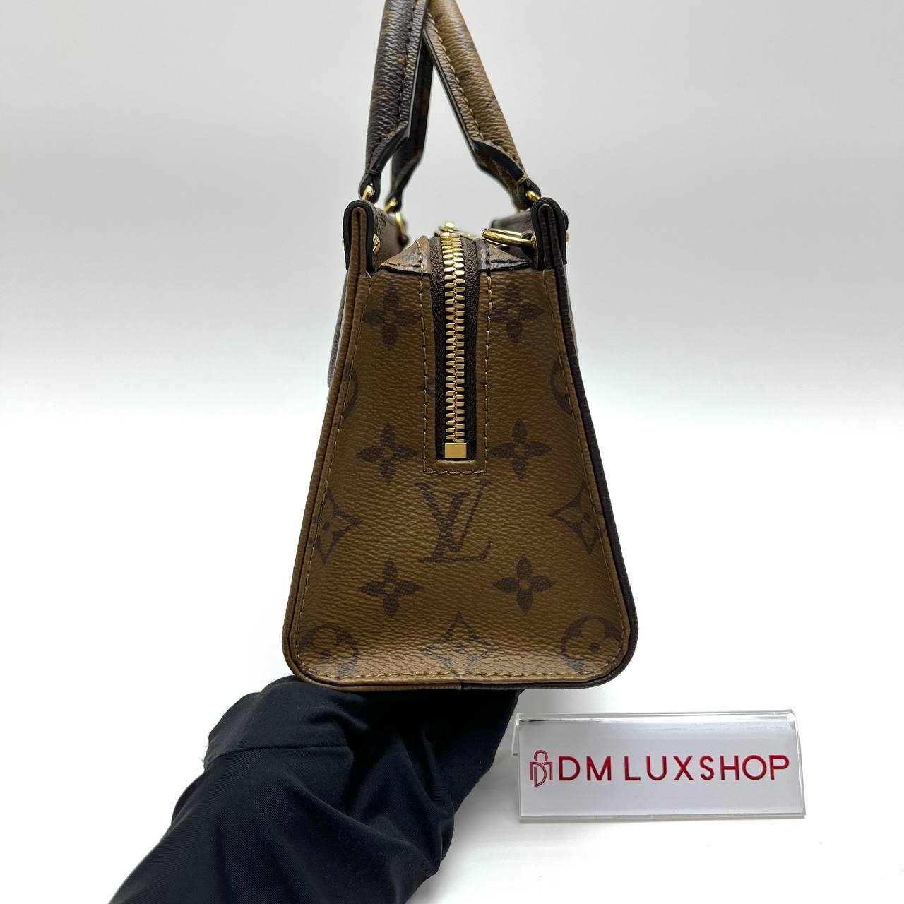 LV Monogram Reverse OnTheGo East West