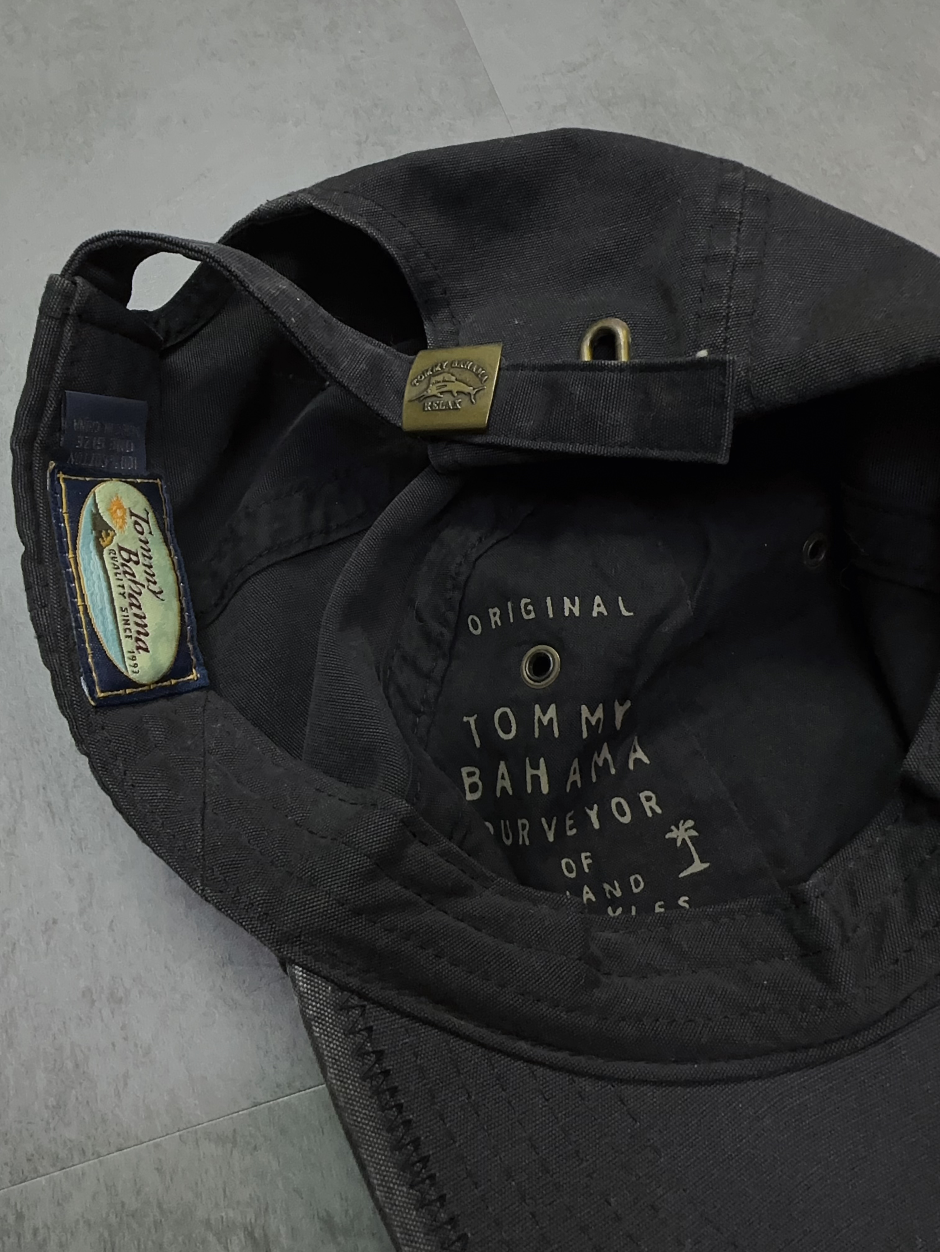 Tommy Bahama Cap 🧢-Black