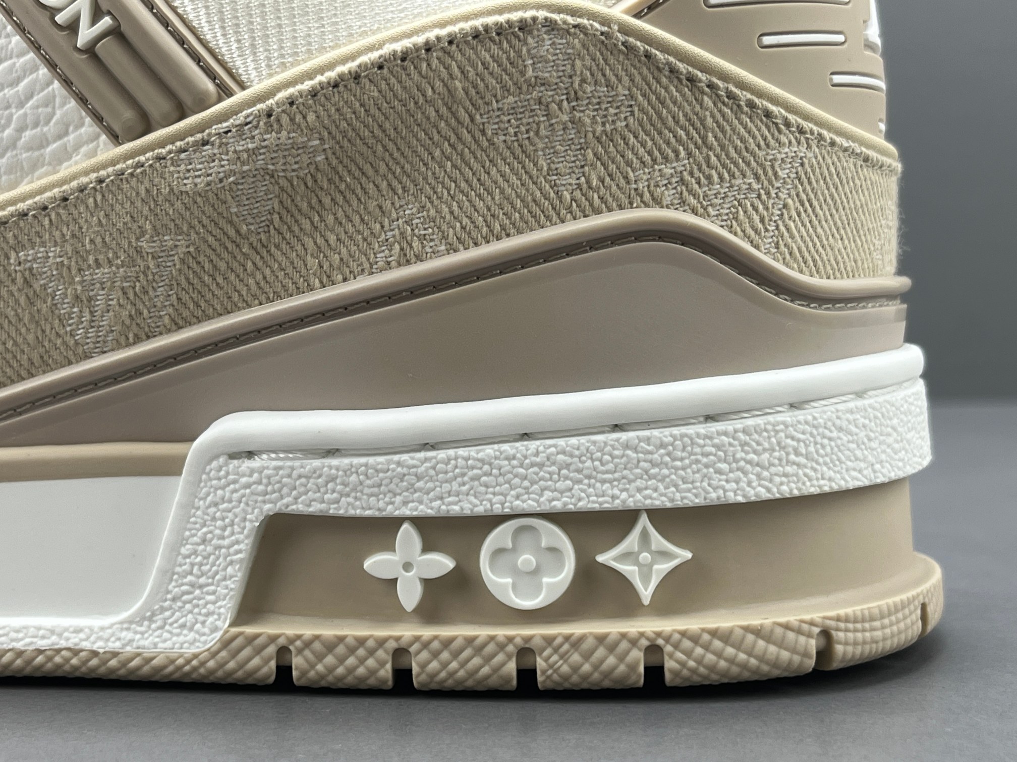 Louis Vuitton LV Trainer