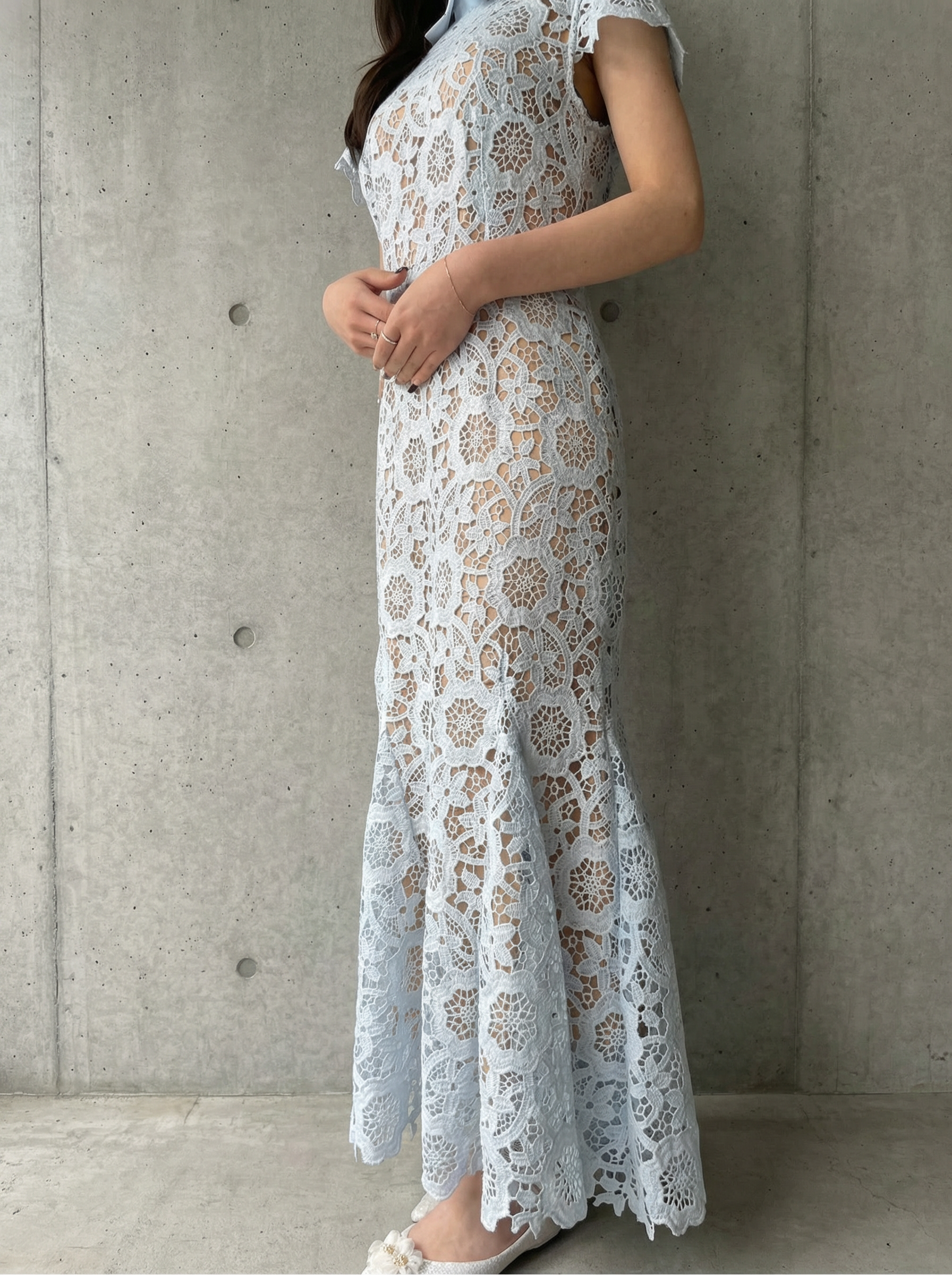 粉色蕾絲領結腰帶連衣裙(白色腰帶需另外購買)