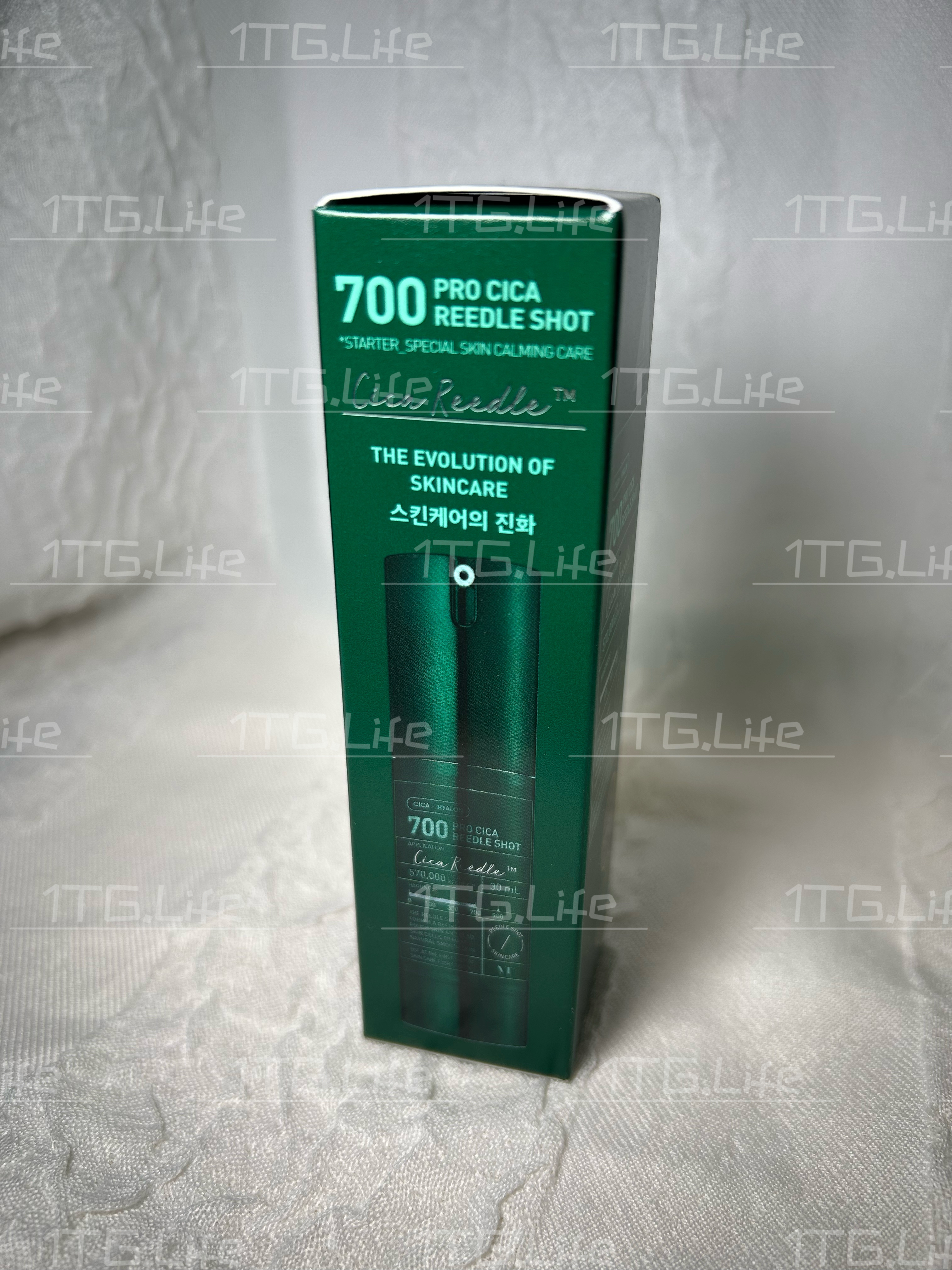 VT Cosmetics Pro Cica Reedle Shot 700 專業積雪草微針精華(盒）