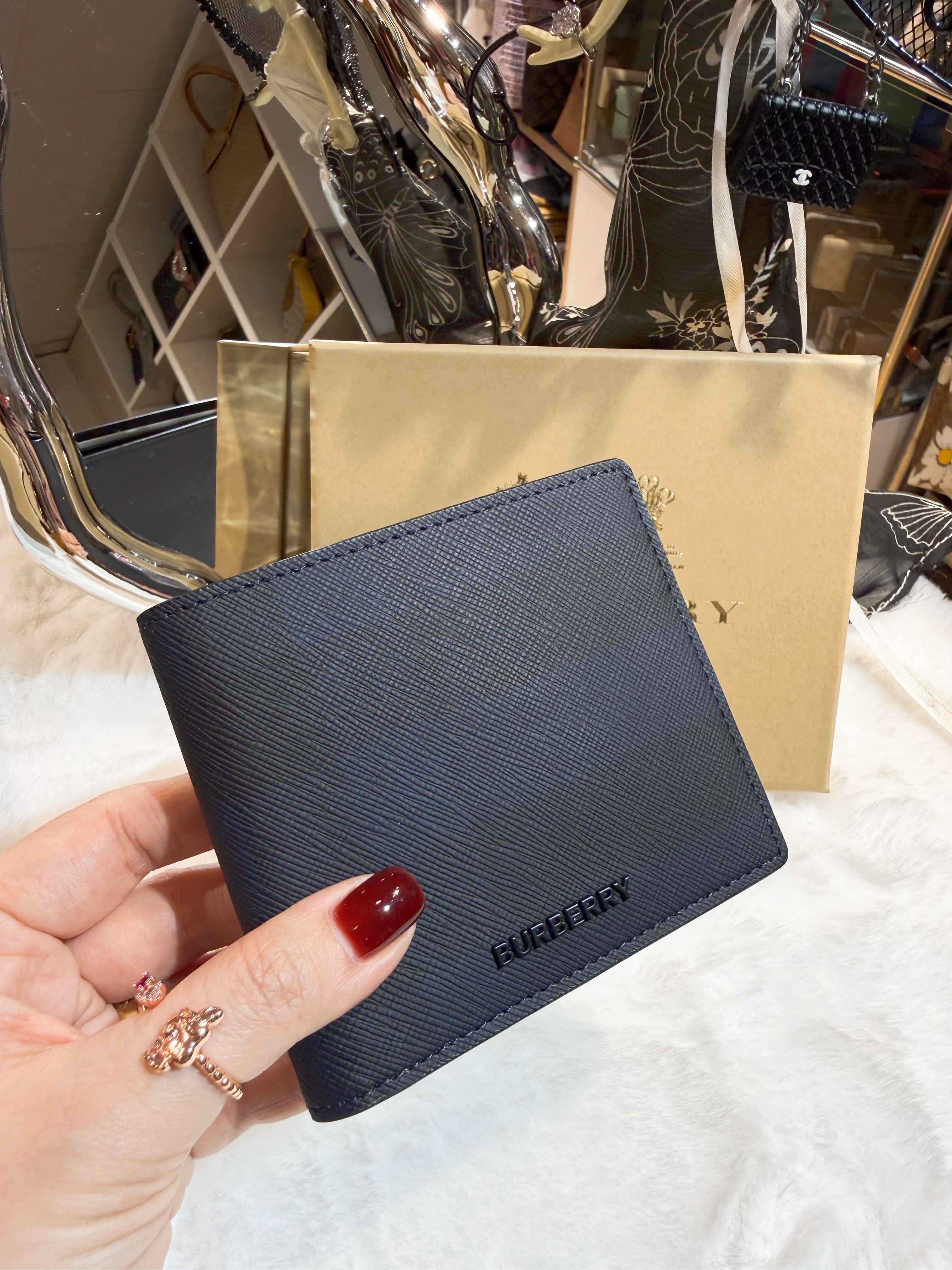 Burberry bi fold wallet 738/navy