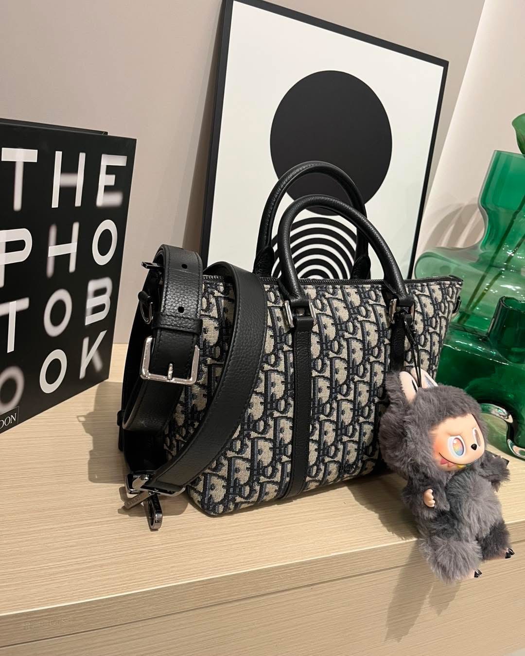 Dior Weekender 25 2 Way Bag Oblique 100%Authentic,98%new ✅ 證書✅dust bag